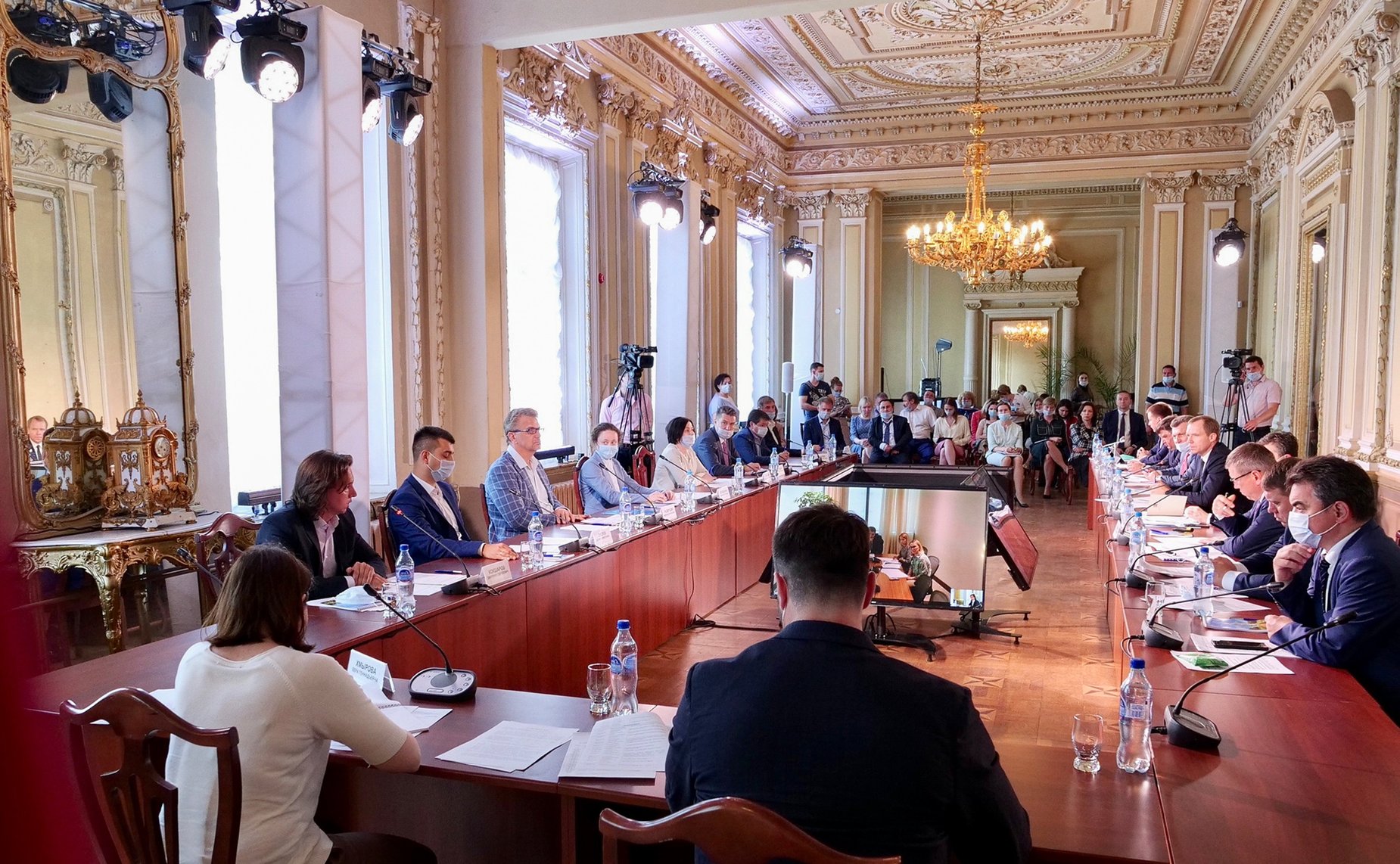 Андрей Кутепов провел в г. Шуя Ивановской области выездное заседание Комитета СФ по экономической политике