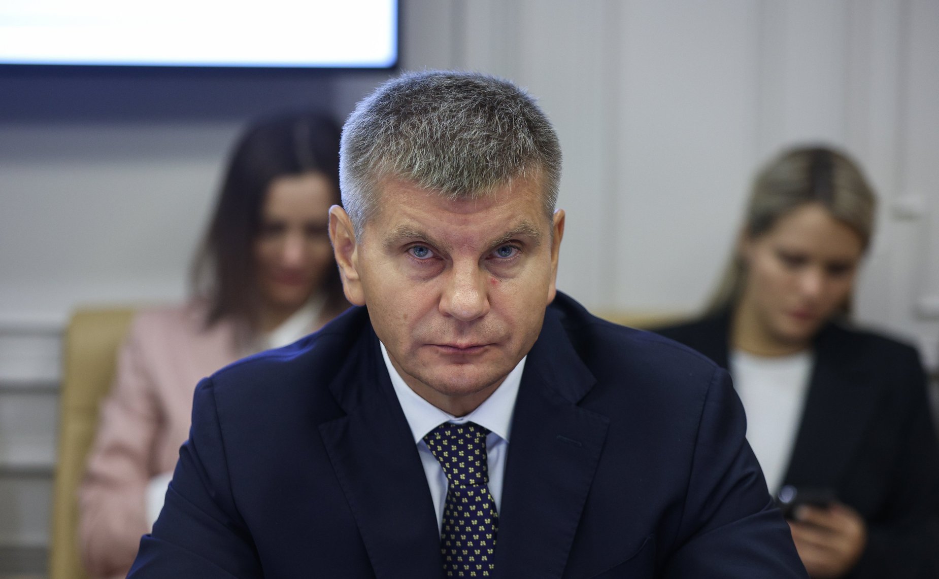 Геннадий Голов