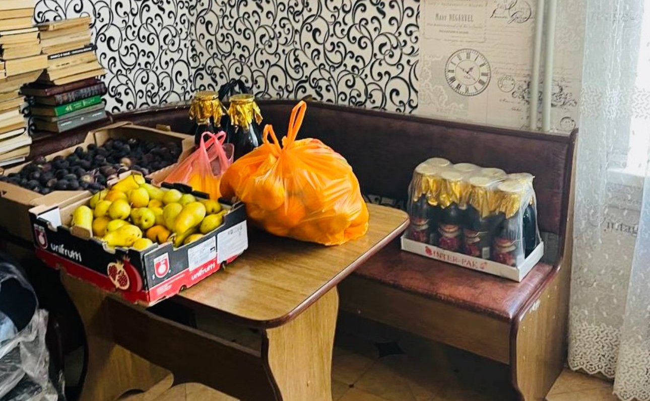 Игорь Кастюкевич привез обогреватели и увлажнители воздуха в Новокиевский детский дом и Гериатрический пансионат Чаплынки