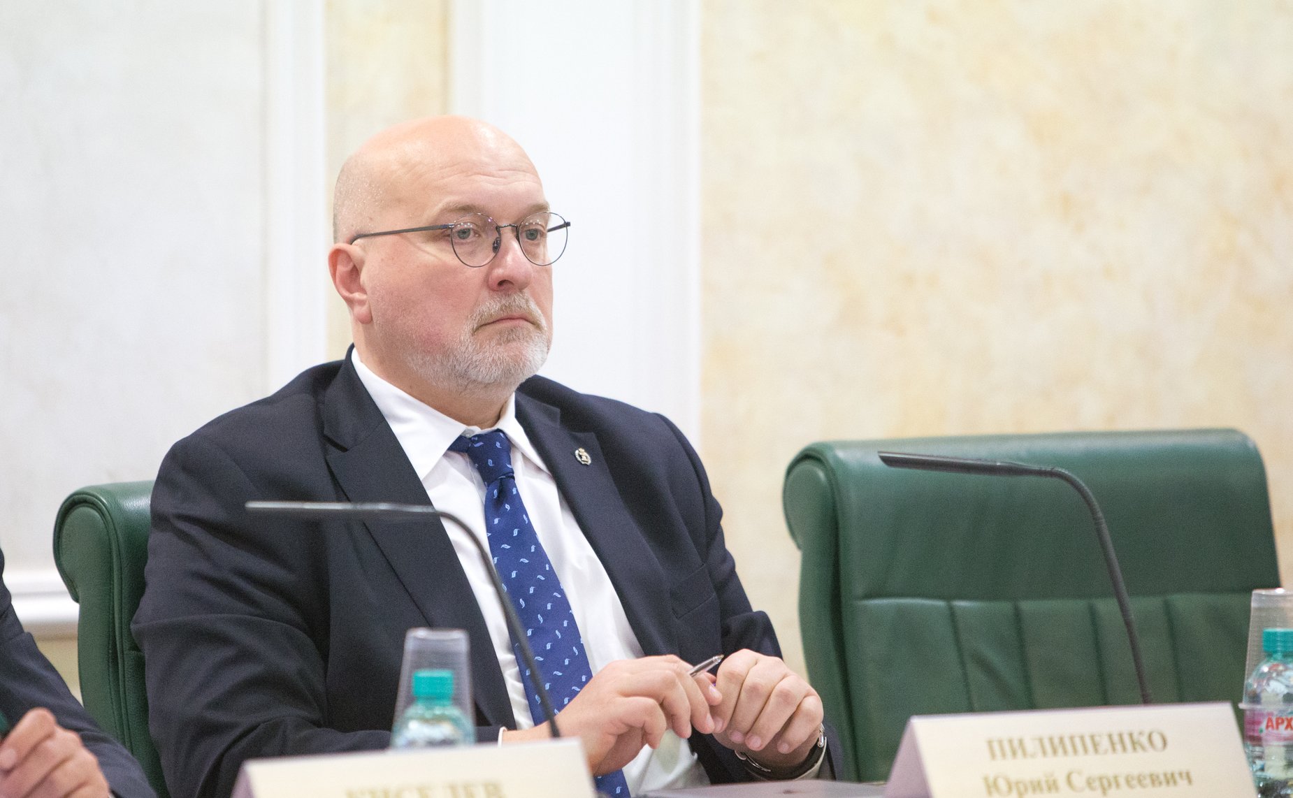 Ю. Пилипенко «Круглый стол» на тему «Мировая юстиция: проблемы и перспективы»