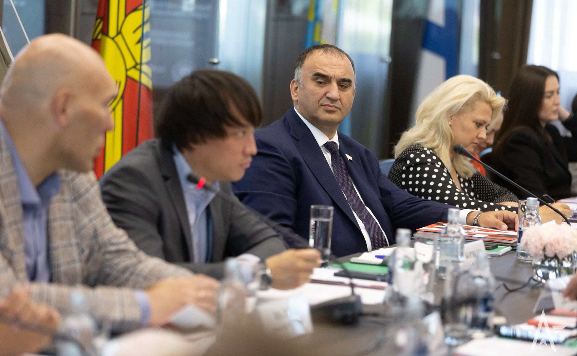 Мохмад Ахмадов принял участие в расширенном заседании Комитета Государственной Думы по туризму и развитию туристической инфраструктуры