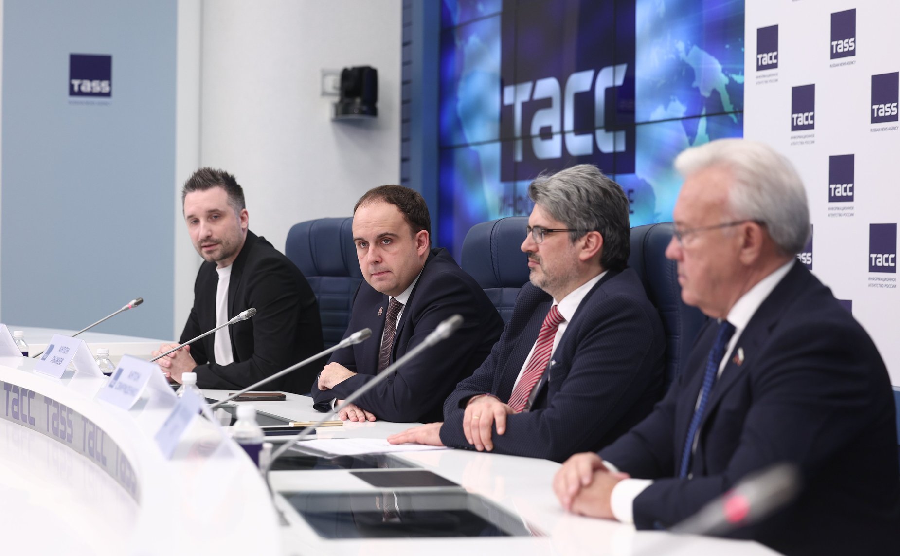 Пресс-конференция, посвященная презентации исследования Института экономики роста им. П.А. Столыпина «Потенциал создания нового игрока мирового рынка инфраструктуры данных»