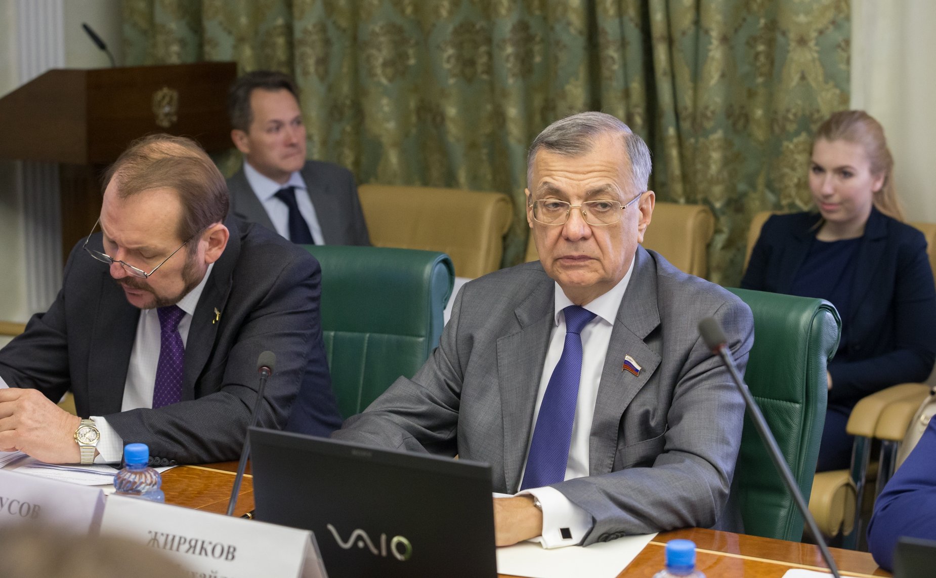 С. Белоусов и С. Жиряков