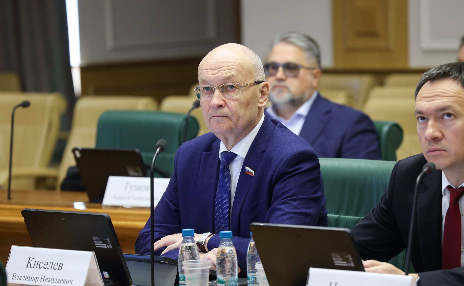 Владимир Киселев