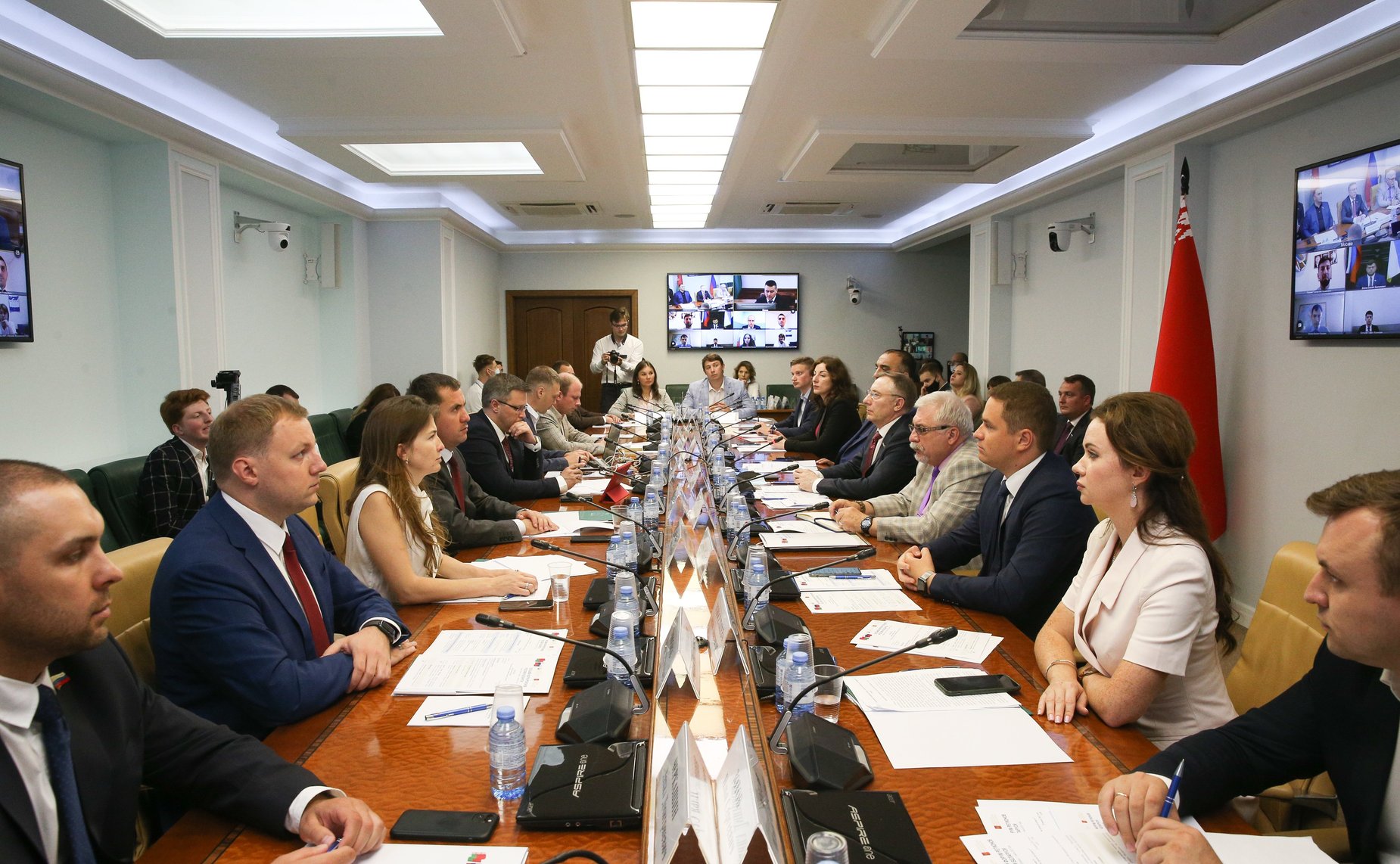 VIII Форум регионов России и Беларуси. Заседание секции «Молодежь онлайн: цифровая среда будущего»