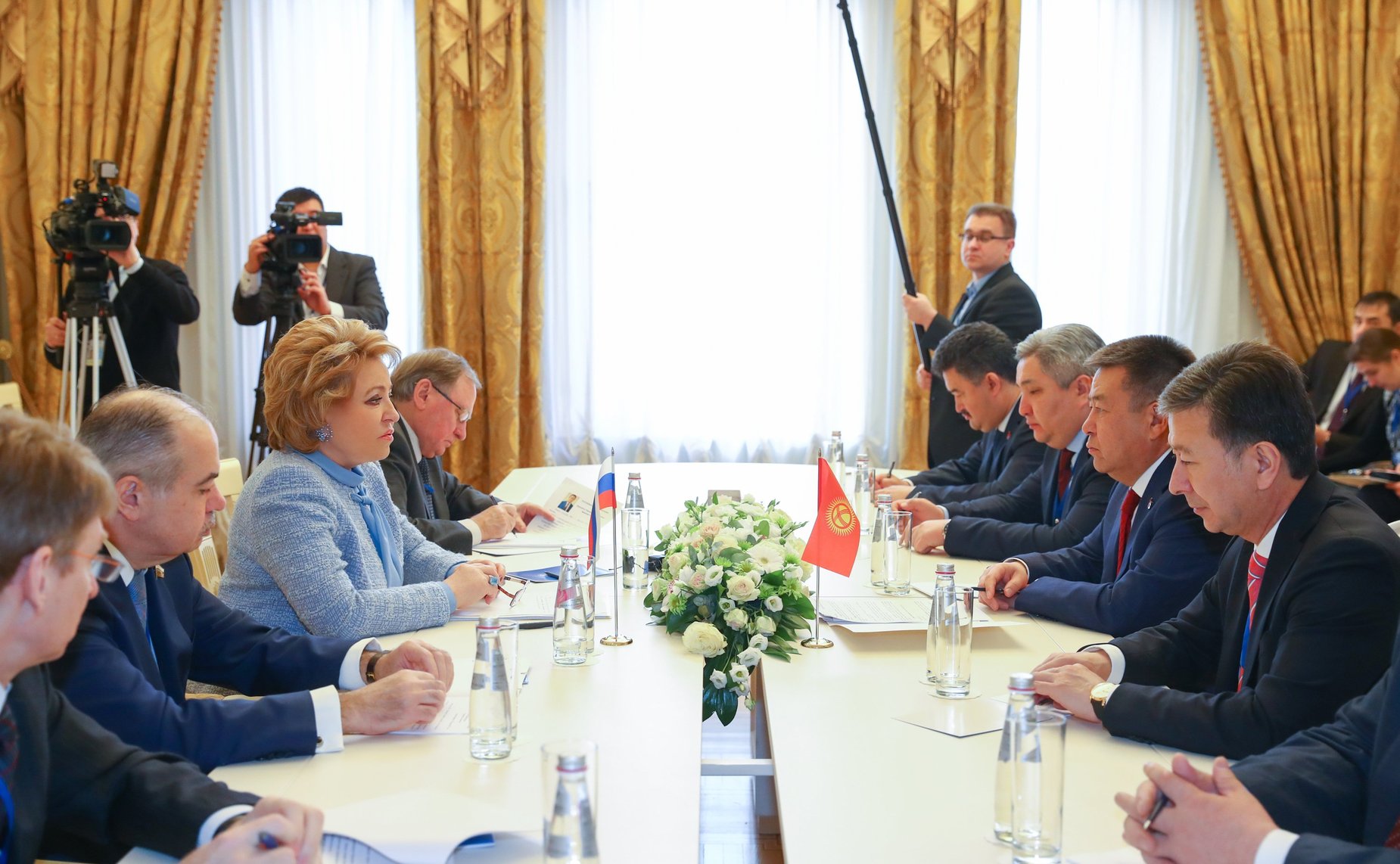 Встреча В. Матвиенко с Председателем Жогорку Кенеша (парламента) Кыргызской Республики Чыныбаем Турсунбековым