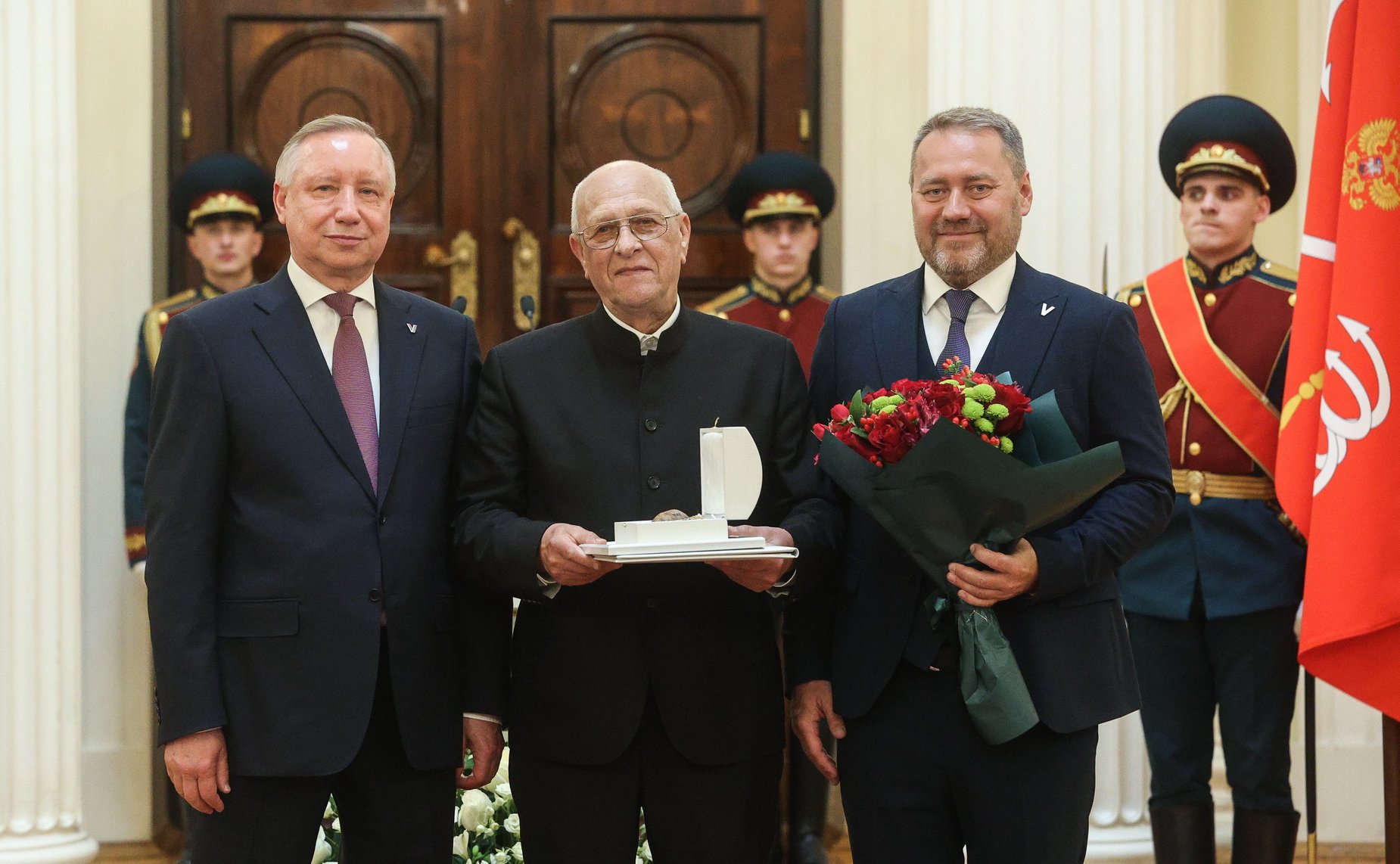 Валентина Матвиенко приняла участие в торжественной церемонии вручения знаков отличия лицам, удостоенным звания «Почетный гражданин Санкт-Петербурга» в 2024 году