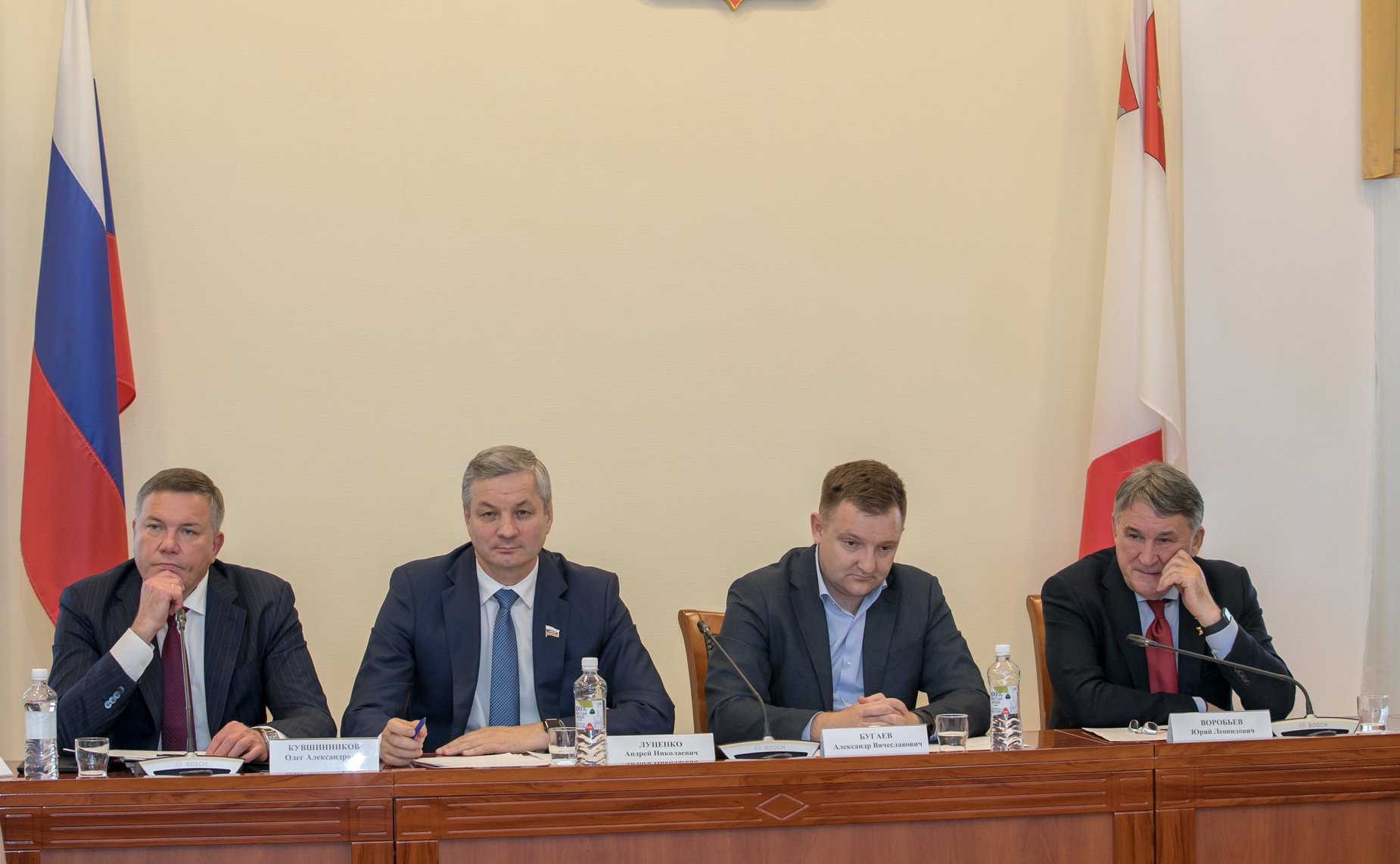 Заседание Дискуссионного клуба при Молодежном парламенте Вологодской области