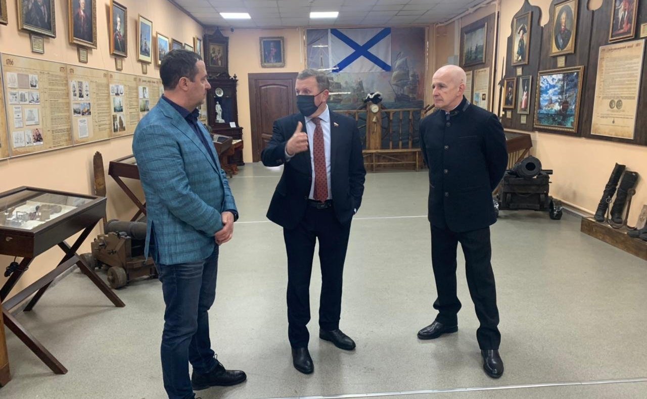 Сергей Березкин посетил музей адмирала Ф.Ф. Ушакова