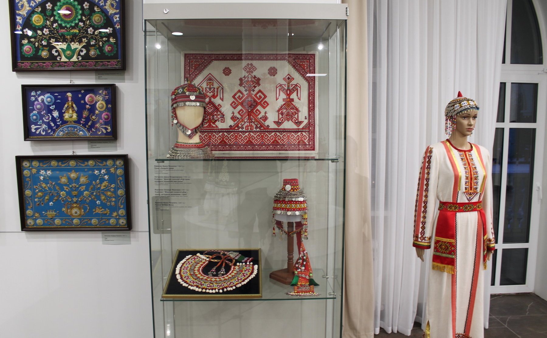 Сергей Мартынов посетил недавно появившийся в Марий Эл Дом дружбы народов