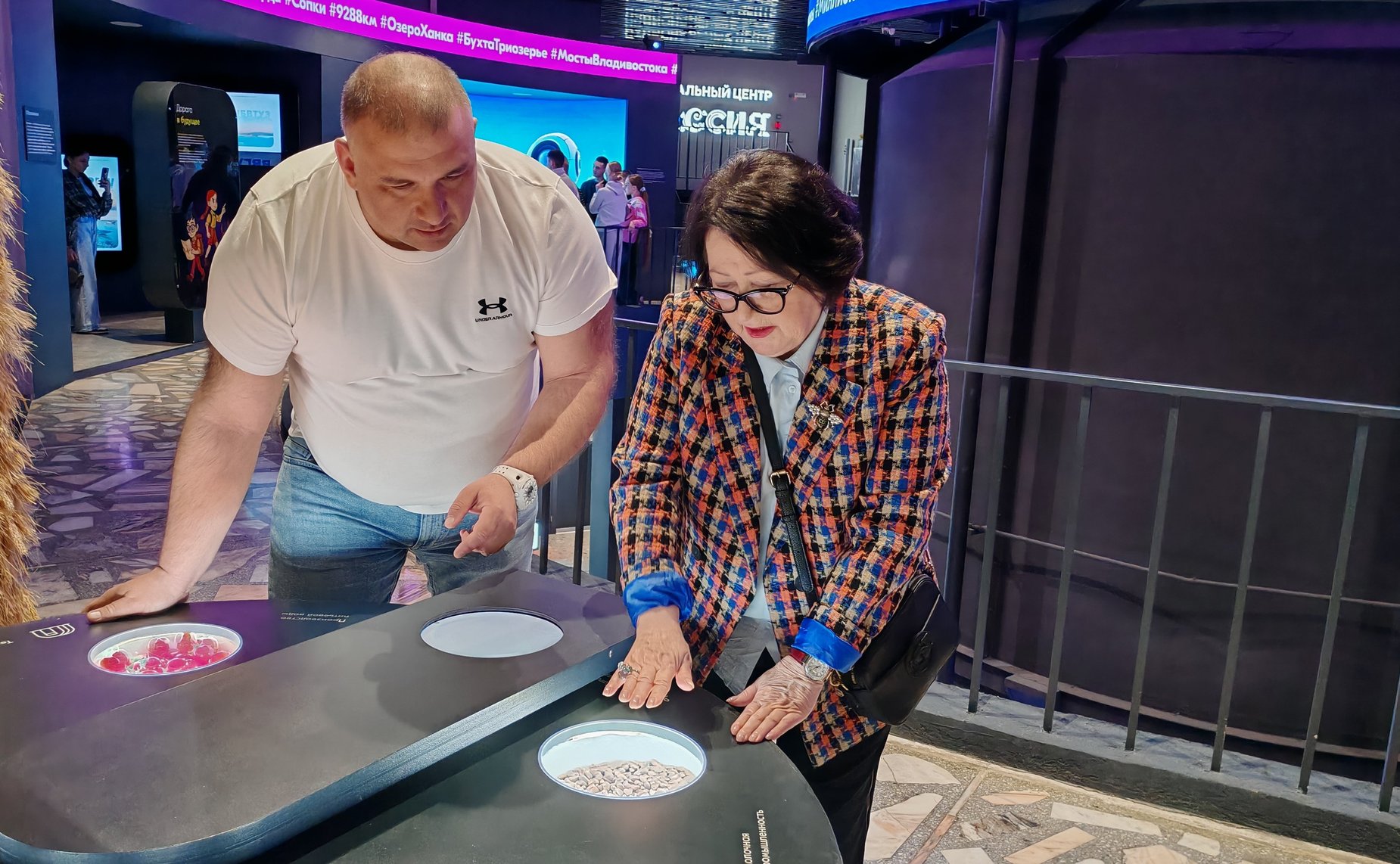 Людмила Талабаева в ходе рабочей поездки во Владивосток посетила Национальный центр «Россия»