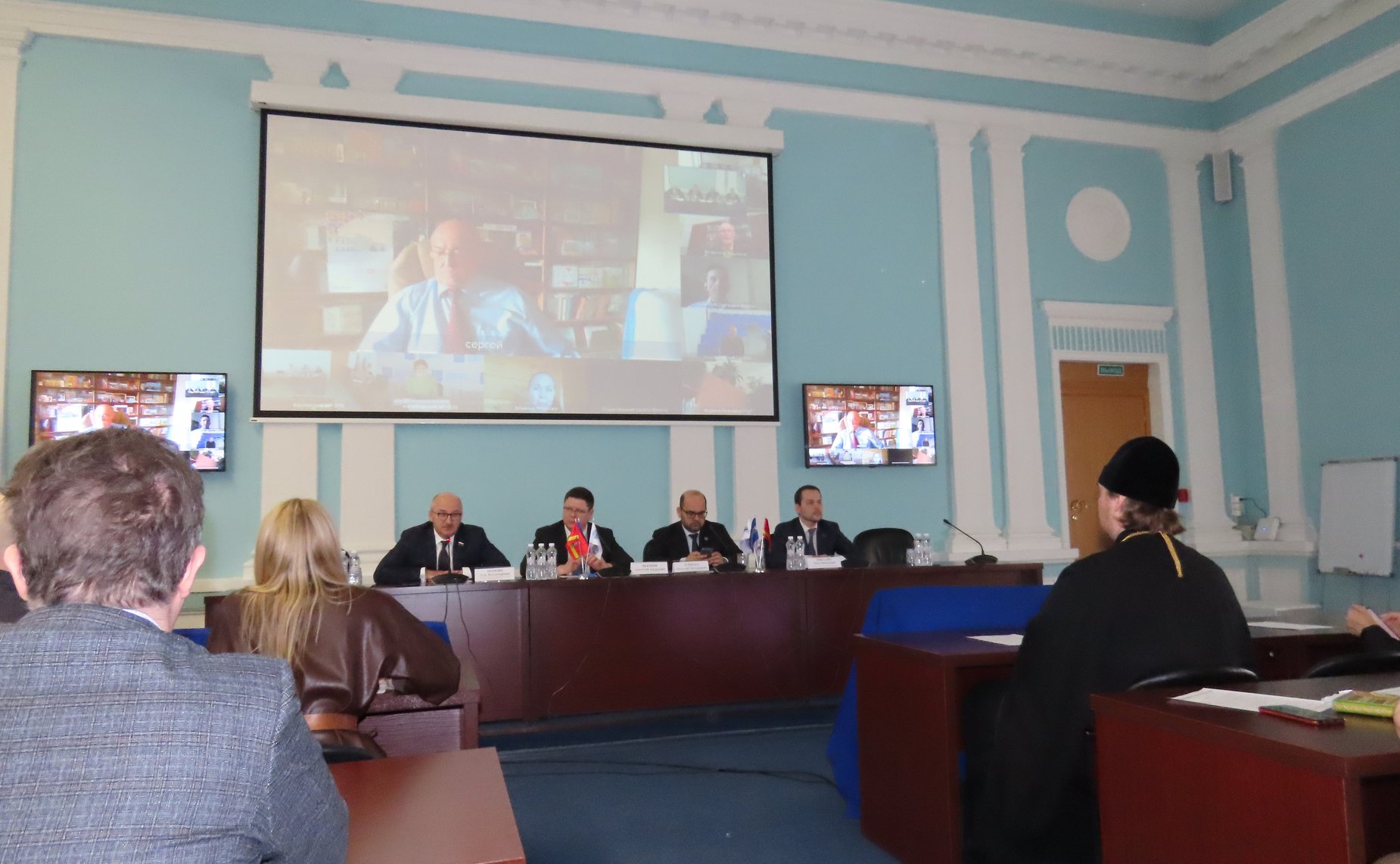 Олег Цепкин принял участие в пленарном заседании Общественной палаты Челябинской области