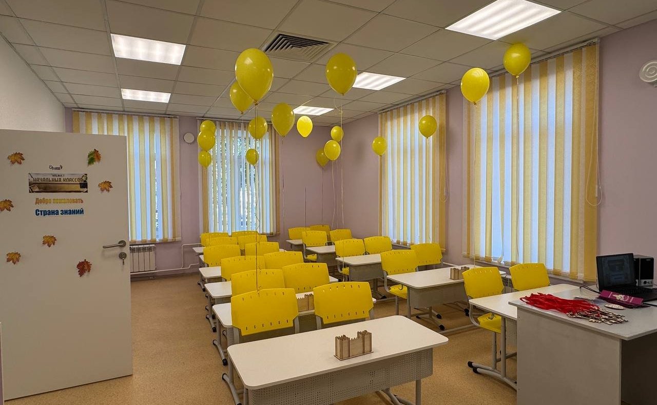 Сергей Михайлов поздравил с Днем знаний педагогов и учеников школы №63 поселка Чернышевск