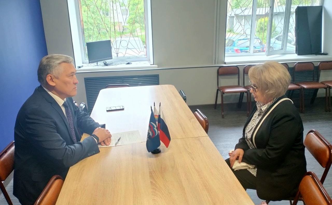 Юрий Валяев в ходе работы в регионе провел ряд встреч с представителями общественных организаций