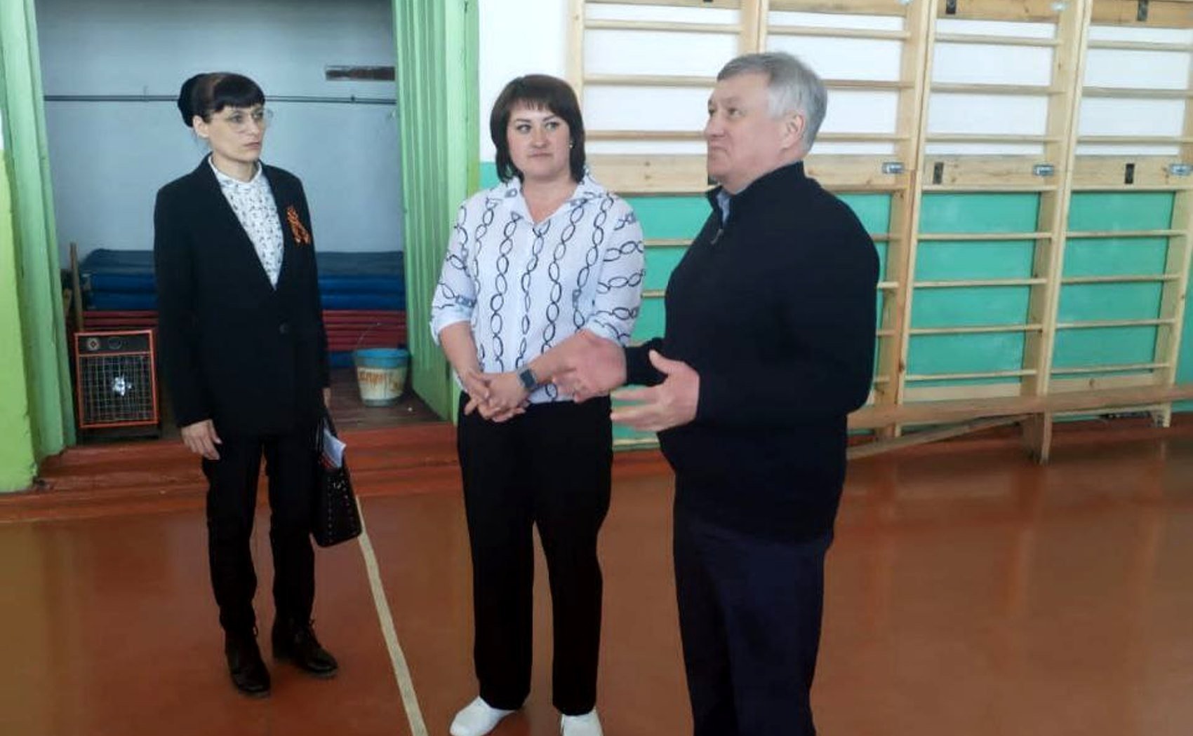 Сергей Михайлов в рамках рабочей поездки в регион осмотрел дом культуры и детскую школу искусств села Акша Акшинского района