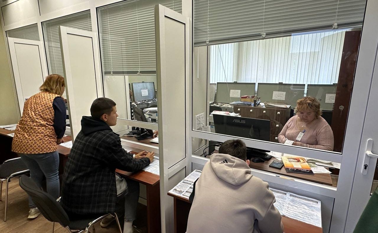 Маргарита Павлова осмотрела новое здание военного комиссариата, а также пообщалась с сотрудниками этого учреждения, а также с призывниками и с участниками СВО