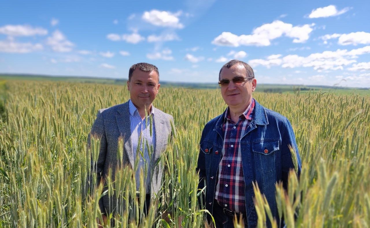 Николай Федоров посетил агропредприятия Ядринского района