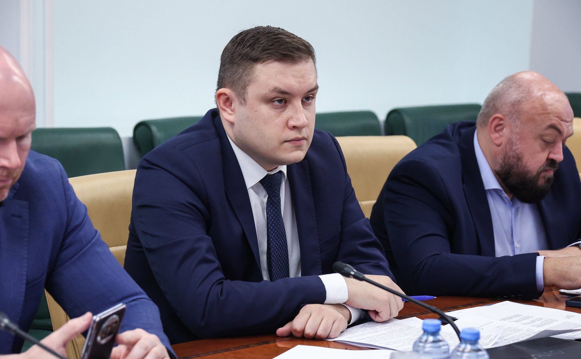 Круглый стол Комитета СФ по Регламенту и организации парламентской деятельности совместно с Комитетом СФ по экономической политике на тему «Защита прав потребителей при оказании транспортных и смежных услуг в современных экономических условиях»