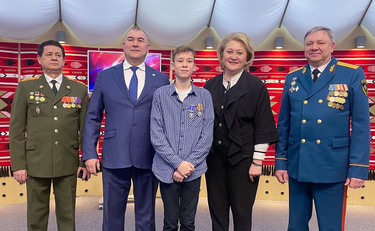 Лилия Гумерова вручила детям-героям из Башкирии медали Совета Федерации «За проявленное мужество»