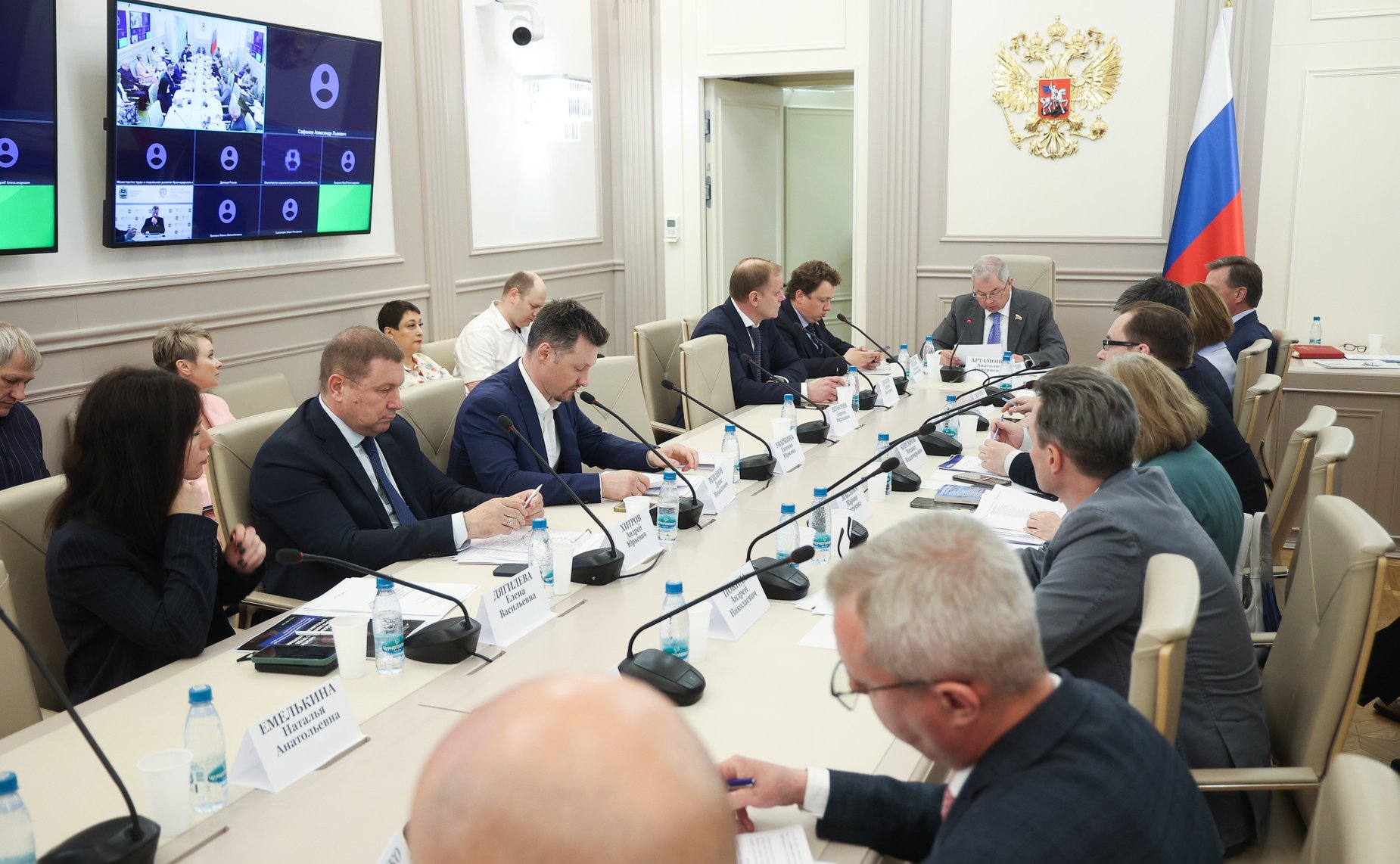 Совещание Комитета СФ по бюджету и финансовым рынкам «Трансформация трудовых отношений в условиях цифровизации: преодоление теневой занятости и восстановление социально-трудовых гарантий и фискальной устойчивости бюджетной системы РФ»
