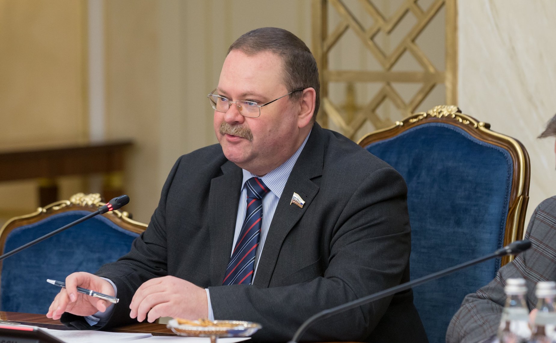 Олег Мельниченко