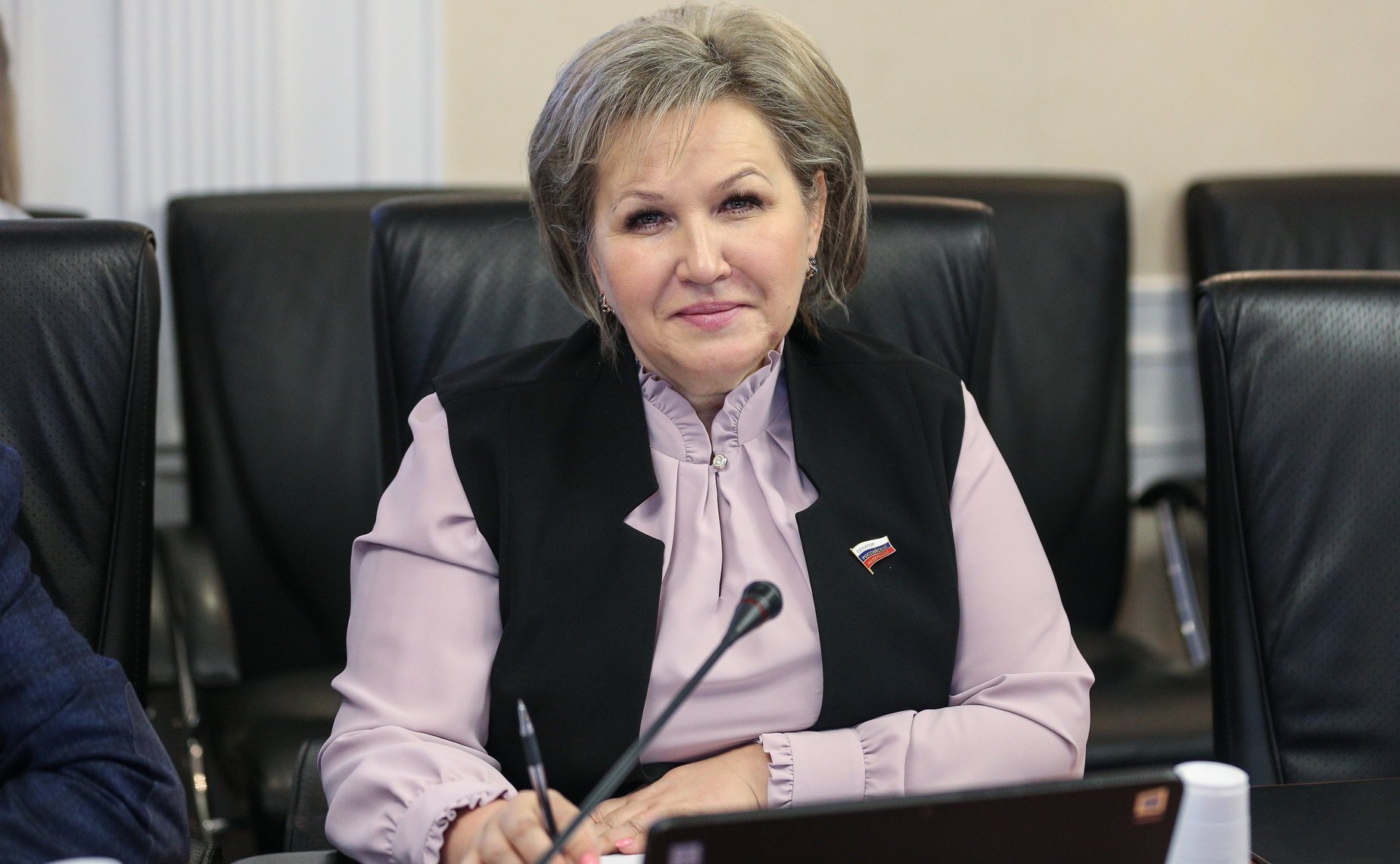 Елена Писарева