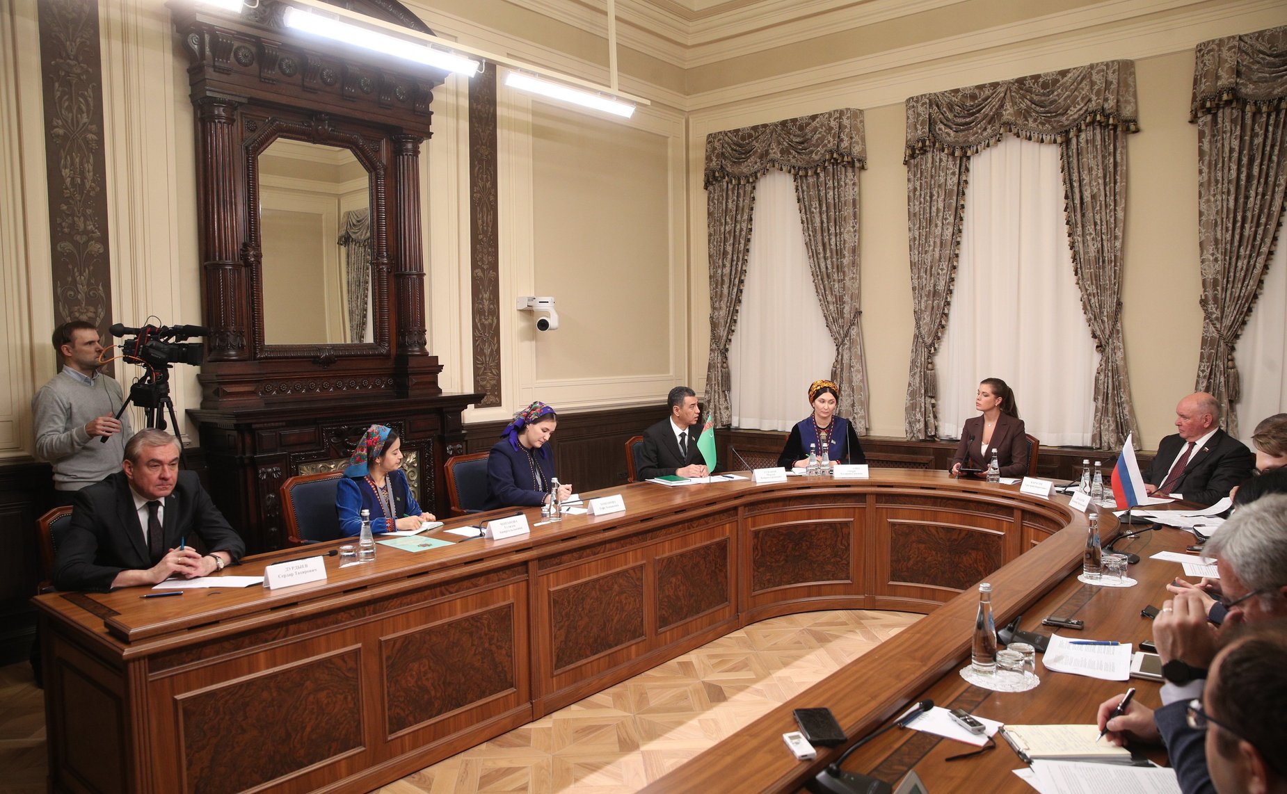 Круглый стол Комитета СФ по международным делам