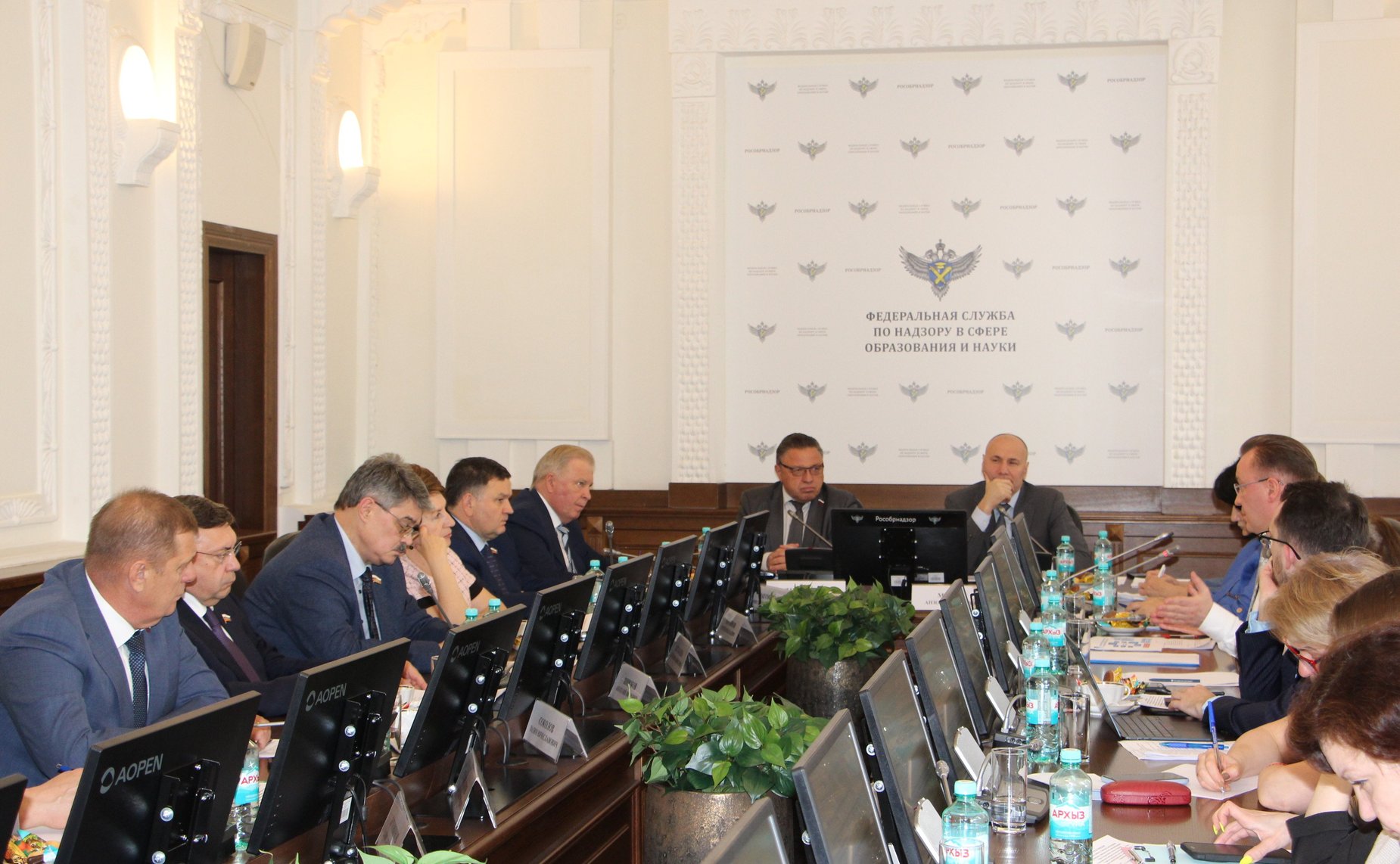 Совещание Комитета СФ по Регламенту и организации парламентской деятельности совместно с Комиссией СФ по мониторингу законодательства РФ
 в сфере государственного контроля (надзора) и муниципального контроля в РФ