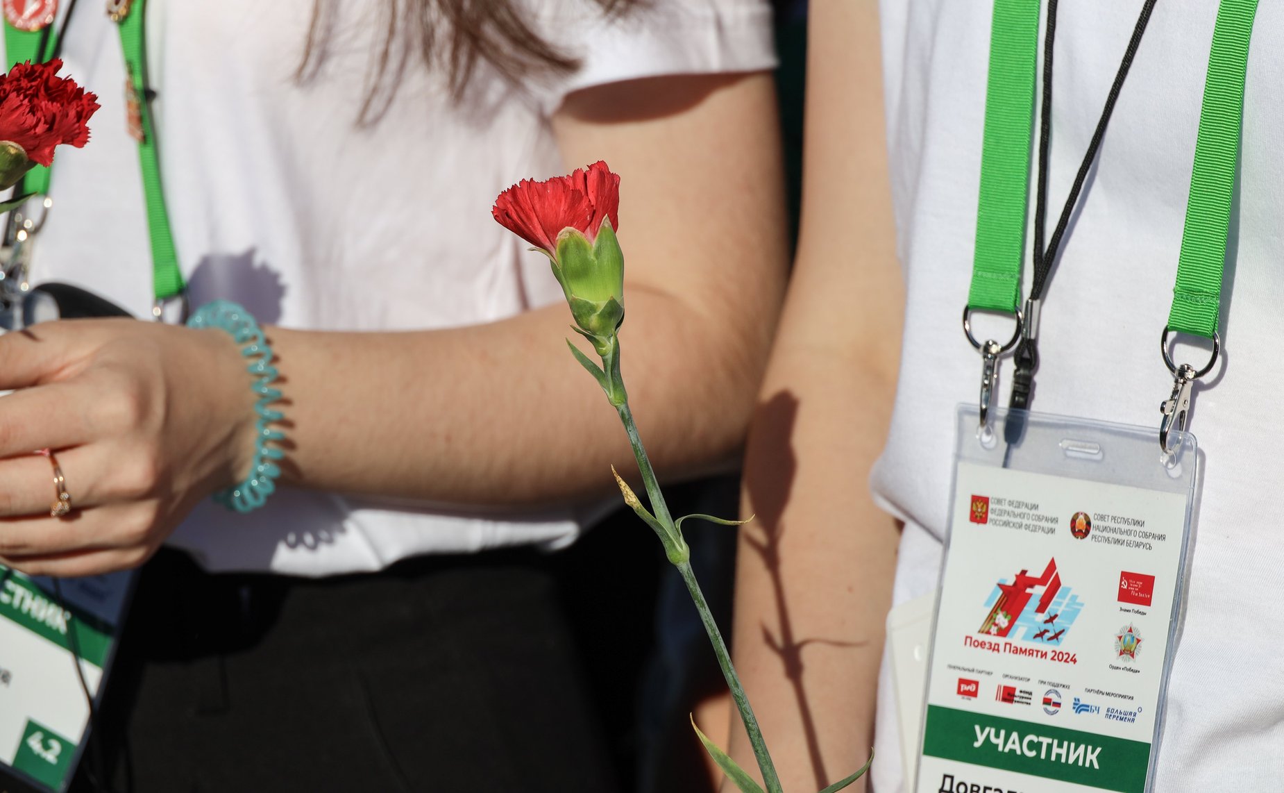 Участники культурно-образовательного проекта «Поезд Памяти» посещают город Санкт-Петербург