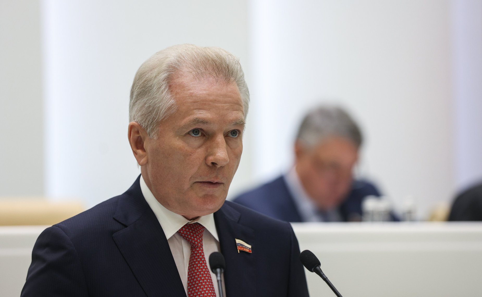 Валерий Пономарев