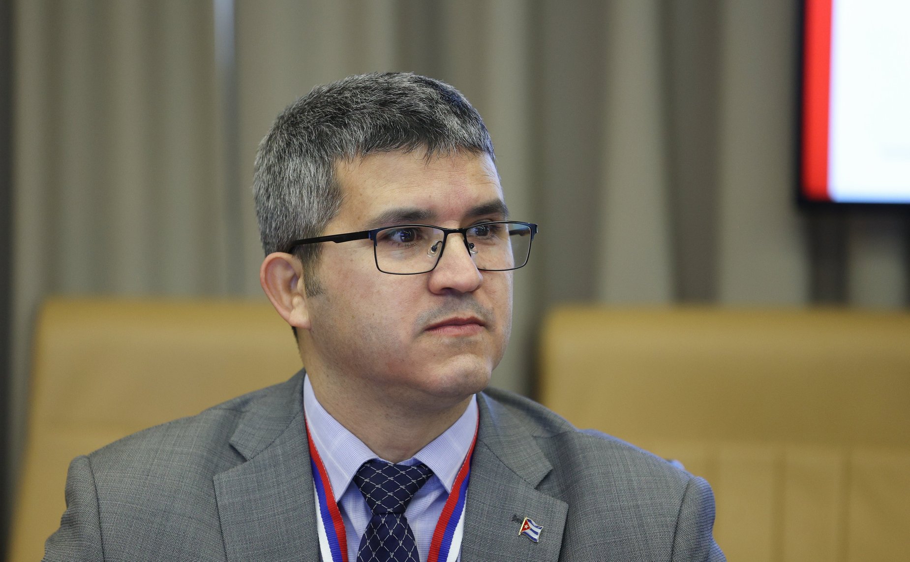 Встреча сенаторов РФ с заведующим международным отделом ЦК Коммунистической партии Кубы, членом Комиссии по международным связям Национальной Ассамблеи народной власти Республики Куба Эмилио Лосадой