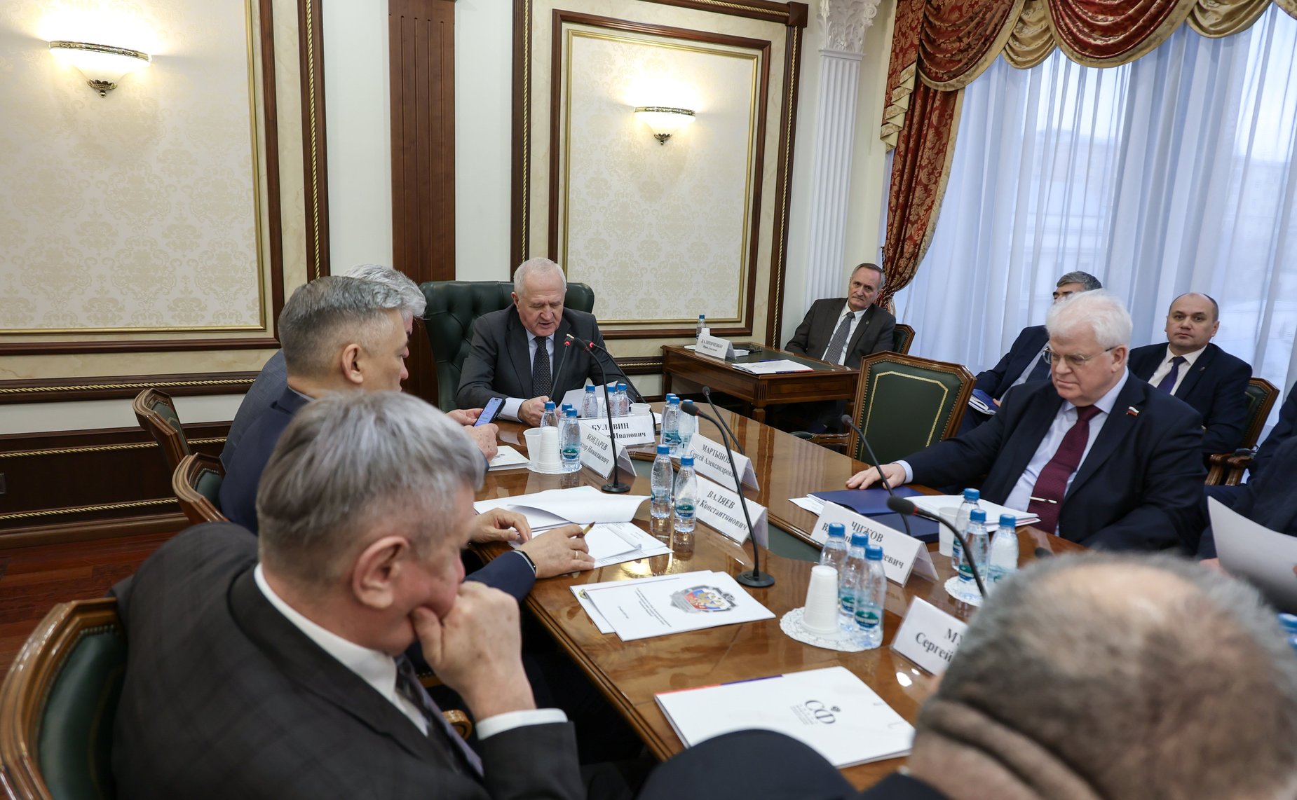 Круглый стол Комитета Совета Федерации по обороне и безопасности «Законодательное обеспечение несения российским казачеством государственной службы в условиях проведения специальной военной операции»