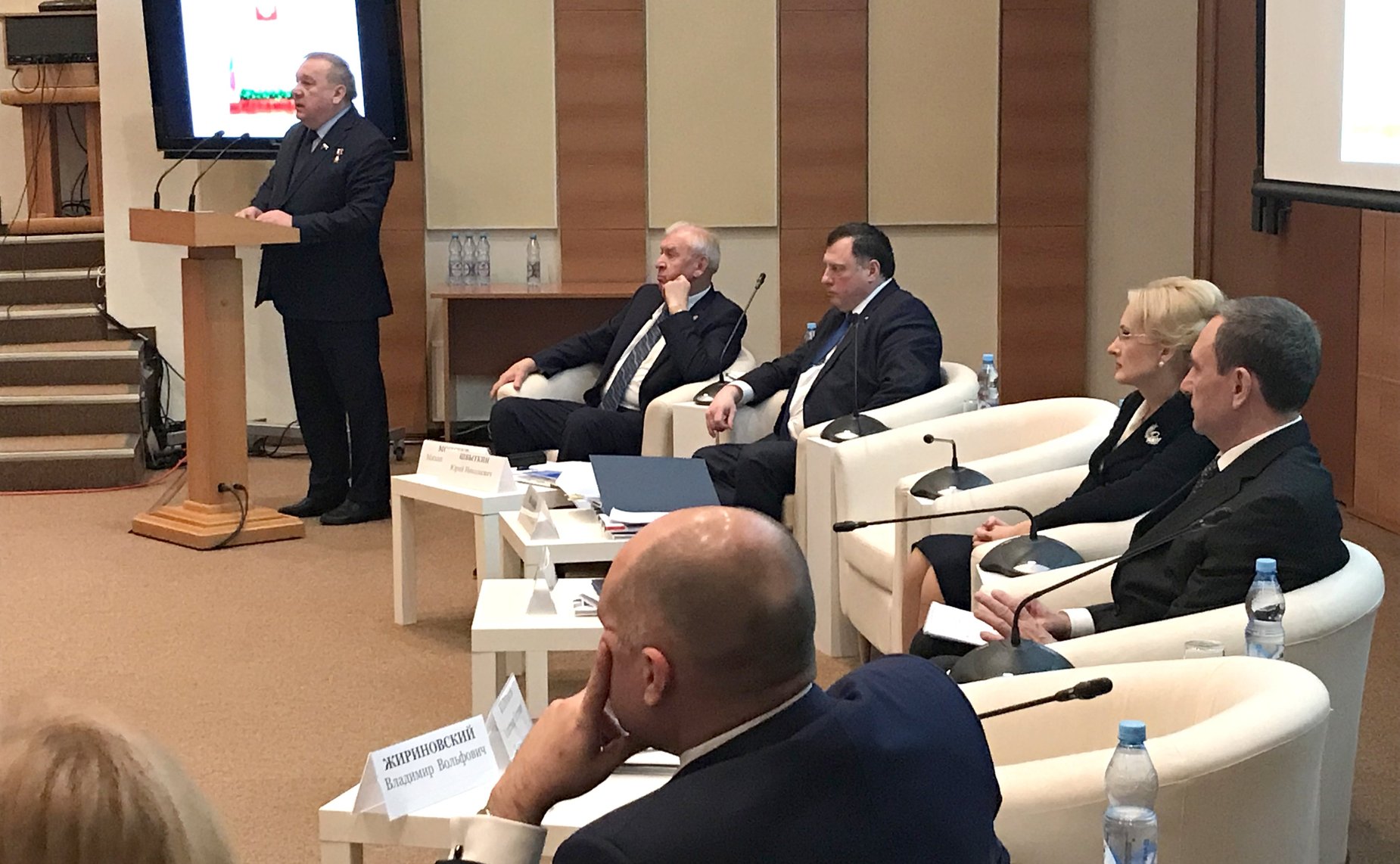 Парламентские слушаниях на тему «Совершенствование законодательства в системе подготовки граждан к военной службе и военно-патриотического воспитания»