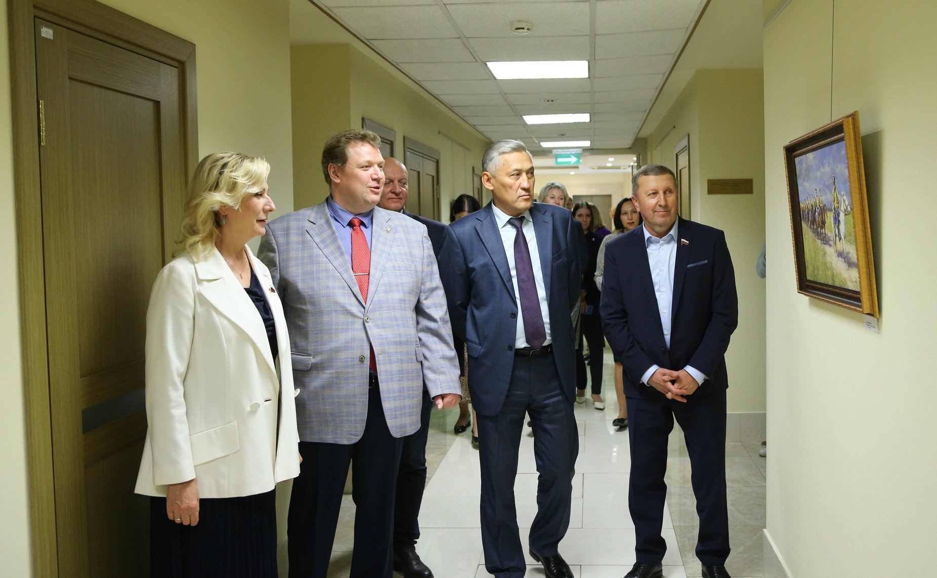 Открытие выставки члена Московского и Российского союза художников С. Борисова в рамках художественного проекта «Россия -Родина моя»