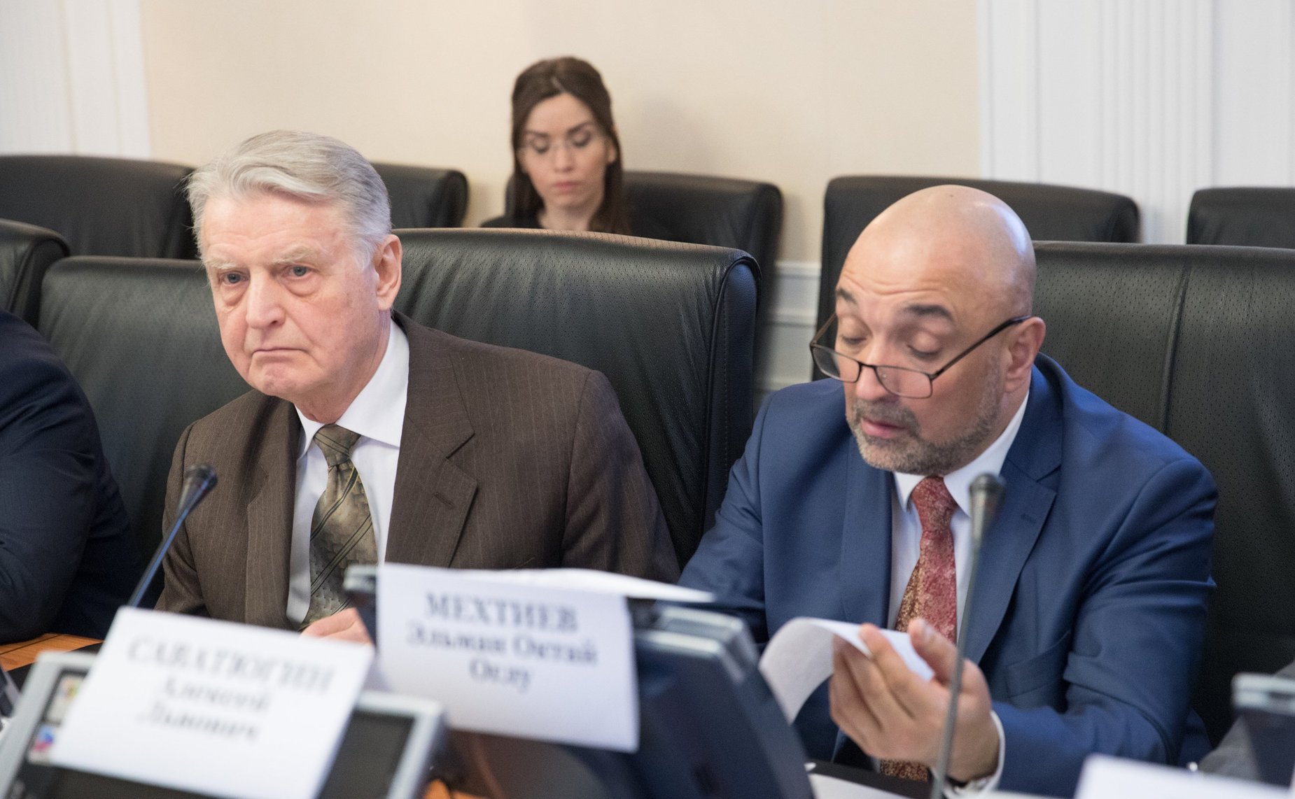 «Круглый стол», посвященный совершенствованию законодательства в сфере защиты прав и законных интересов физических лиц при осуществлении деятельности по возврату просроченной задолженности