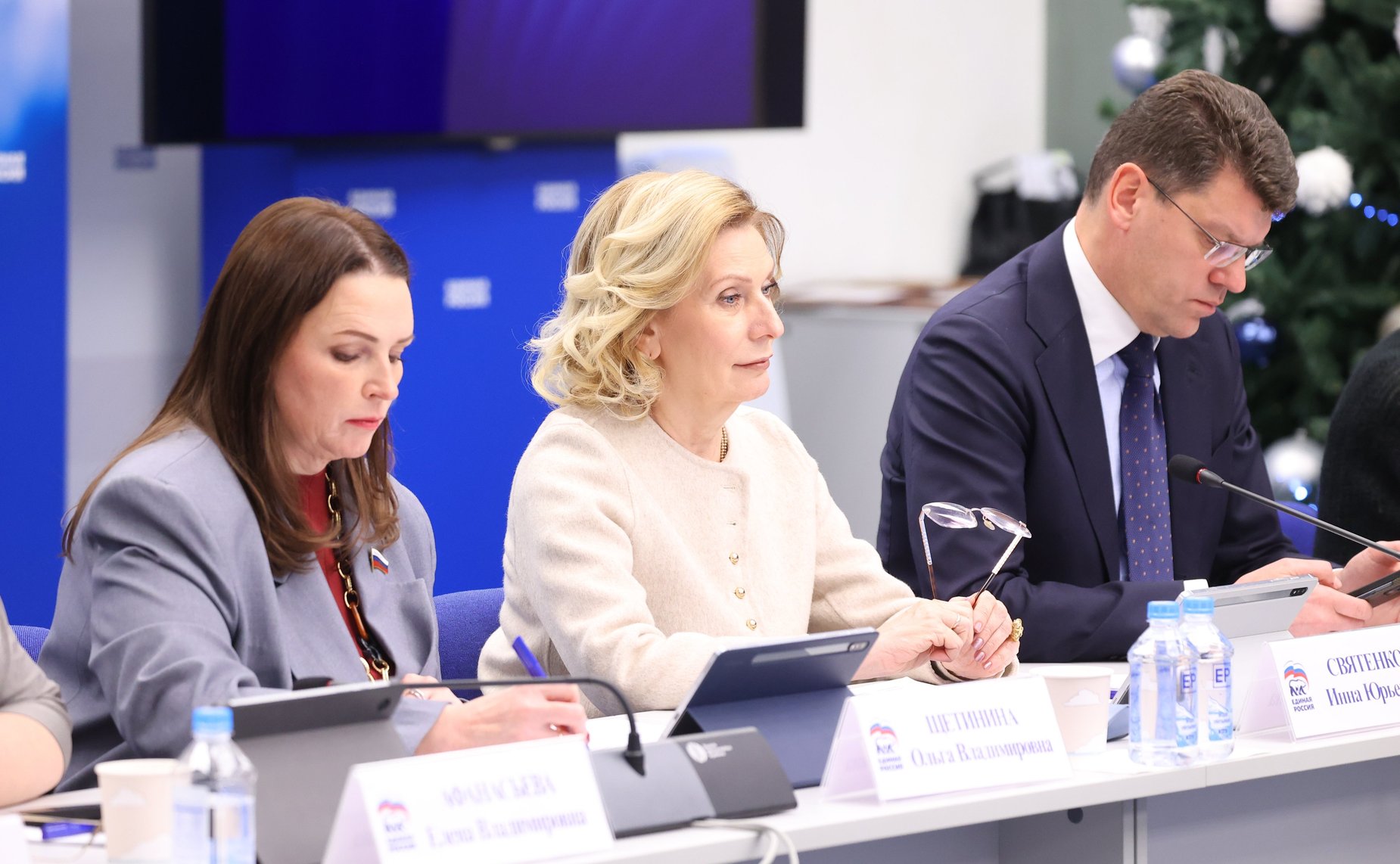 Заседание Комиссии Совета Федерации по развитию креативных (творческих) индустрий и народных художественных промыслов в РФ