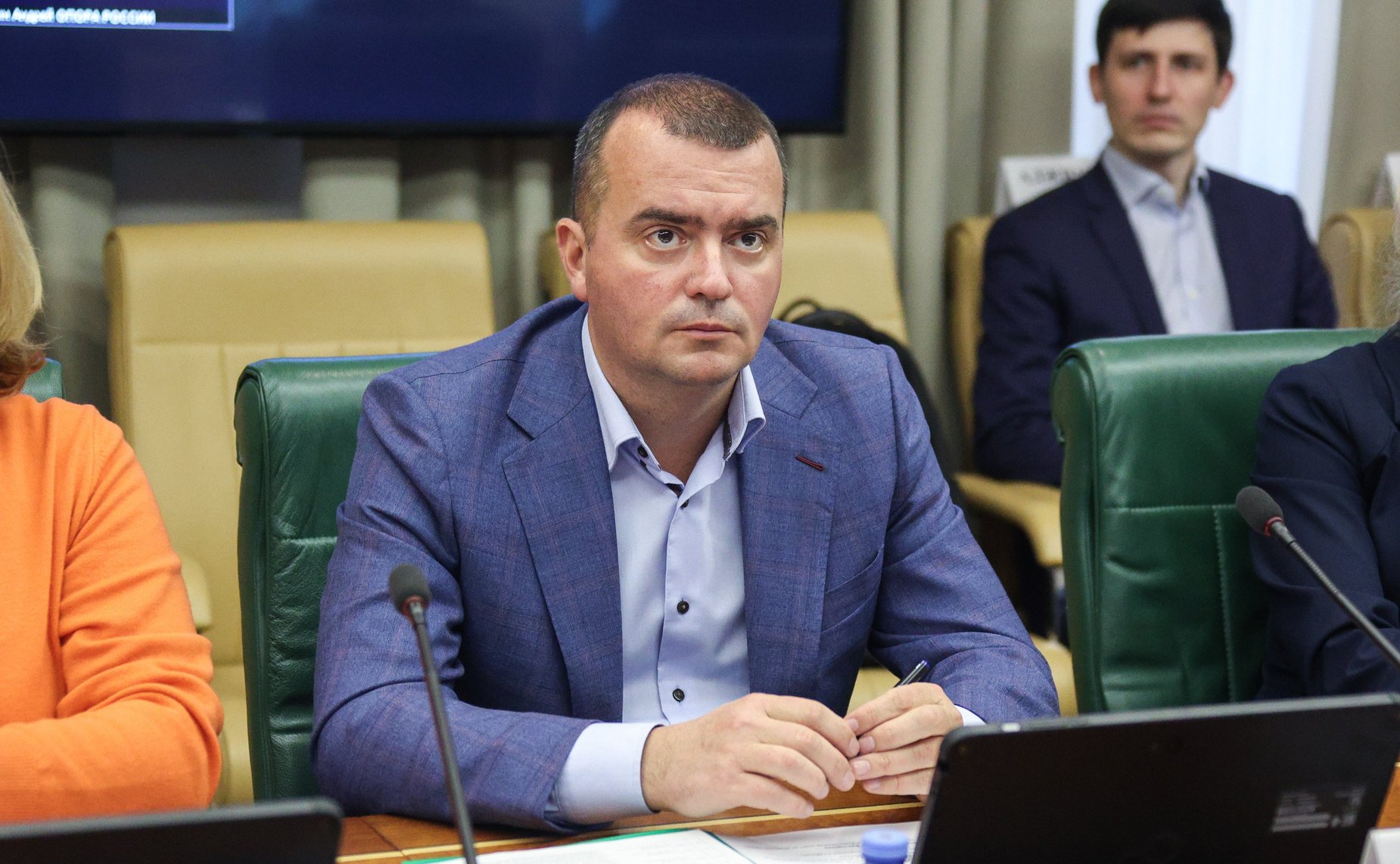 Круглый стол Комитета Совета Федерации по экономической политике «Проблемы и перспективы развития перевозок пассажиров легковым такси»