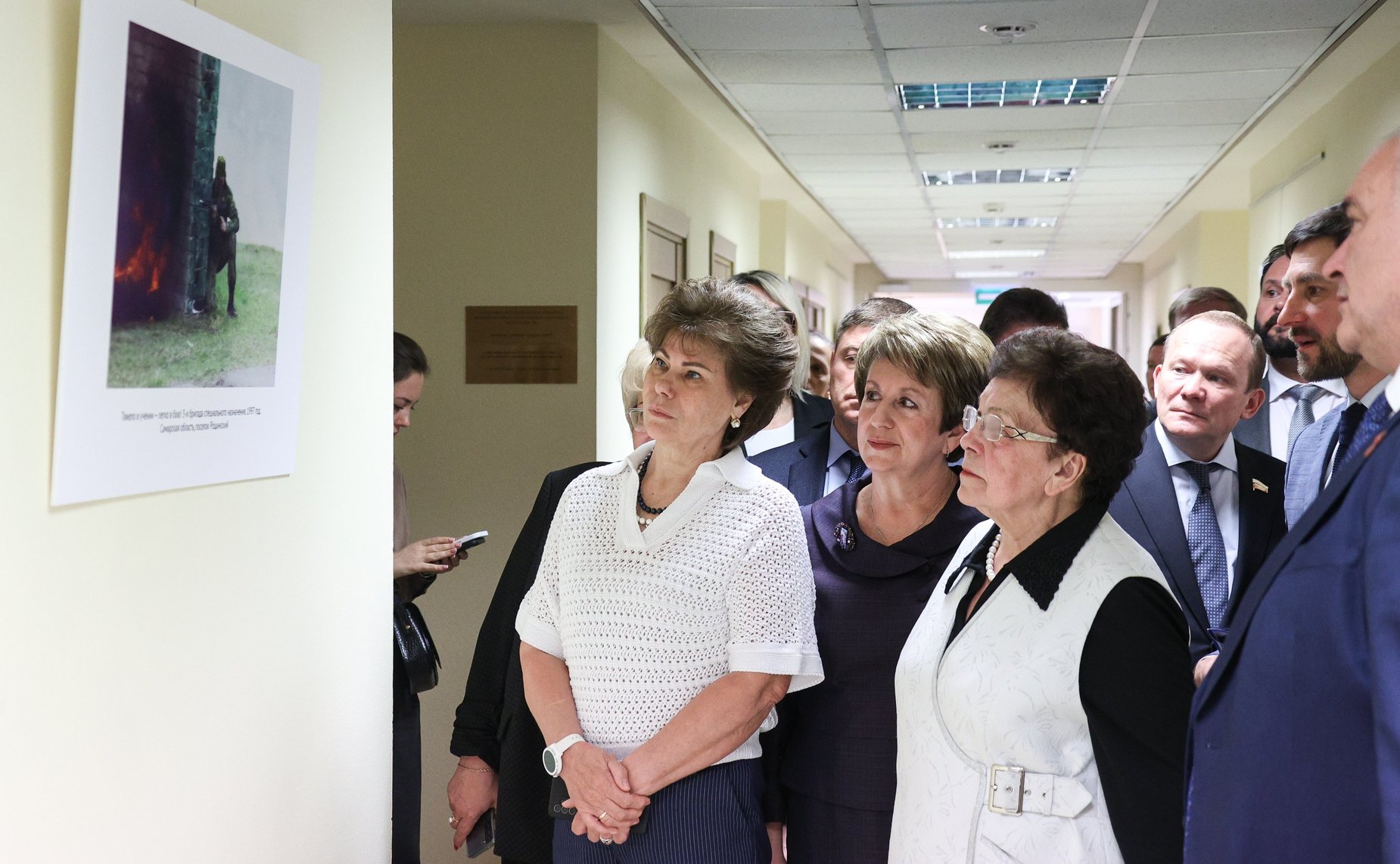 В Совете Федерации открылась выставка работ военного фотокорреспондента Артура Маливанчука