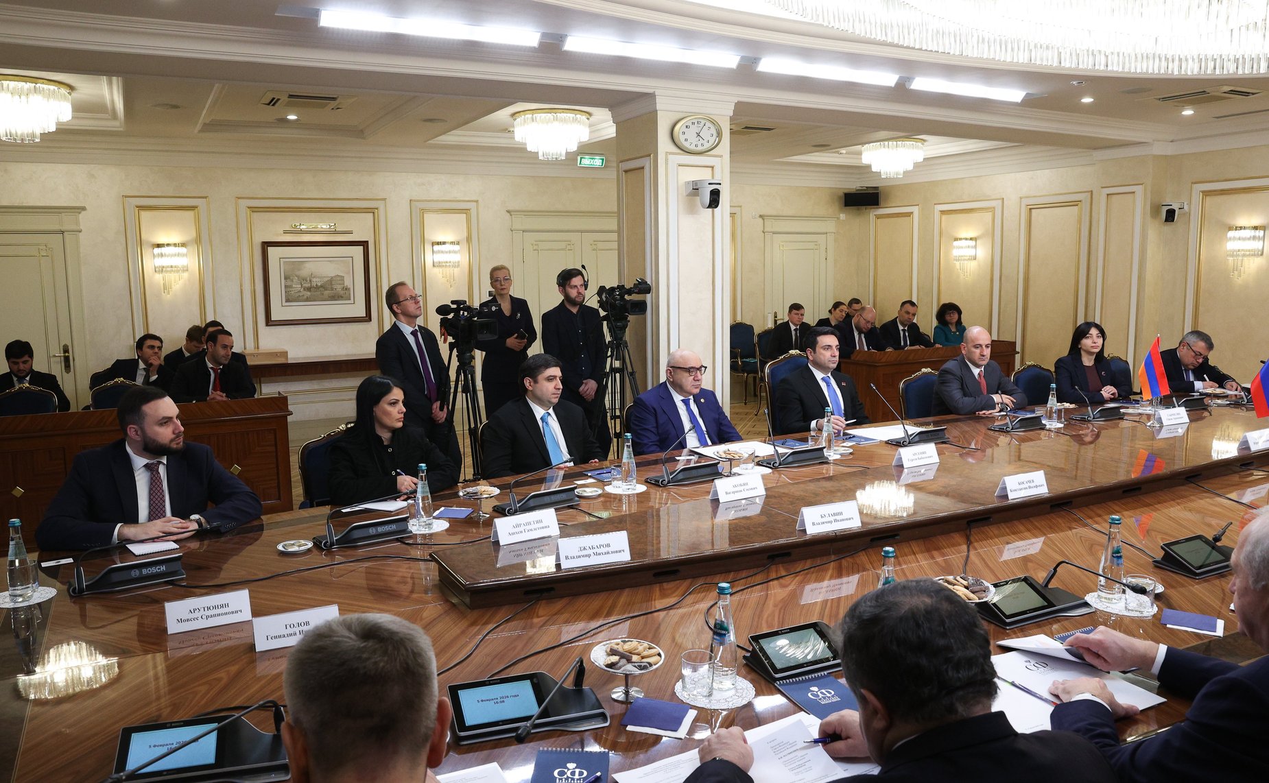 Встреча Председателя Совета Федерации Валентины Матвиенко с Председателем Национального Собрания Республики Армения Аленом Симоняном