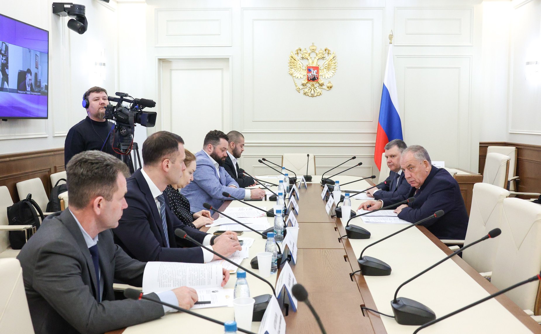 Совещание Комитета Совета Федерации по аграрно-продовольственной политике и природопользованию на тему «По вопросам регулирования рынка цветочной продукции в Российской Федерации»