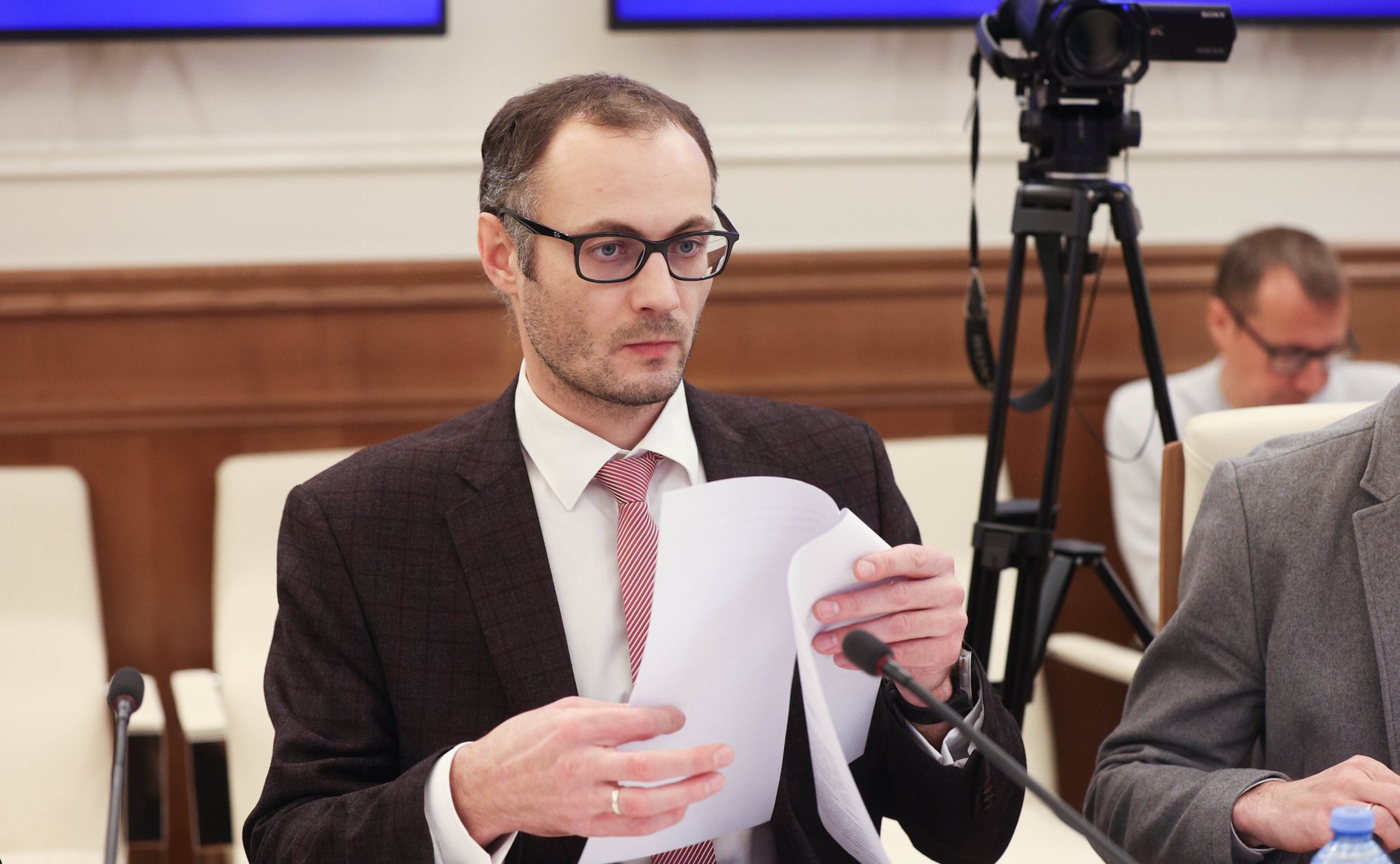 Совещание Комитета СФ по аграрно-продовольственной политике и природопользованию по вопросу подготовки проекта ФЗ, уточняющего порядок определения налога на доходы физических лиц с учетом периода владения вновь образованным объектом недвижимости