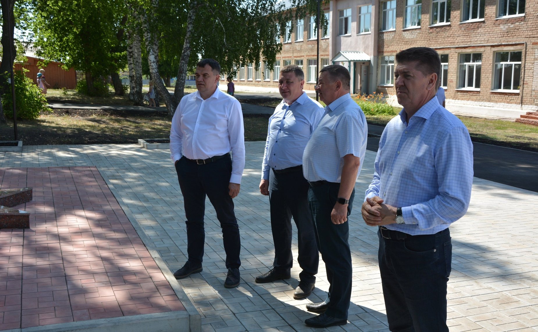 Андрей Шевченко совершил рабочую поездку в Шарлыкский район Оренбургской области