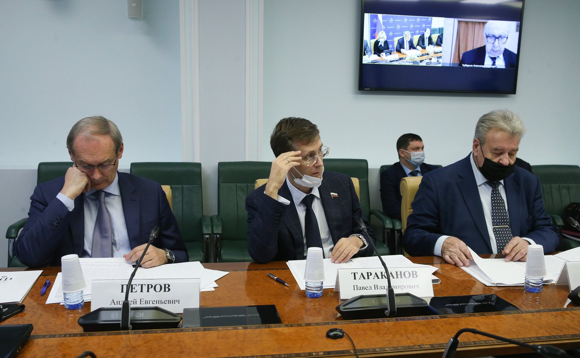 «Круглый стол» на тему «Отечественная история и информационная политика: как не допустить умаления значения подвига народа при защите Отечества»