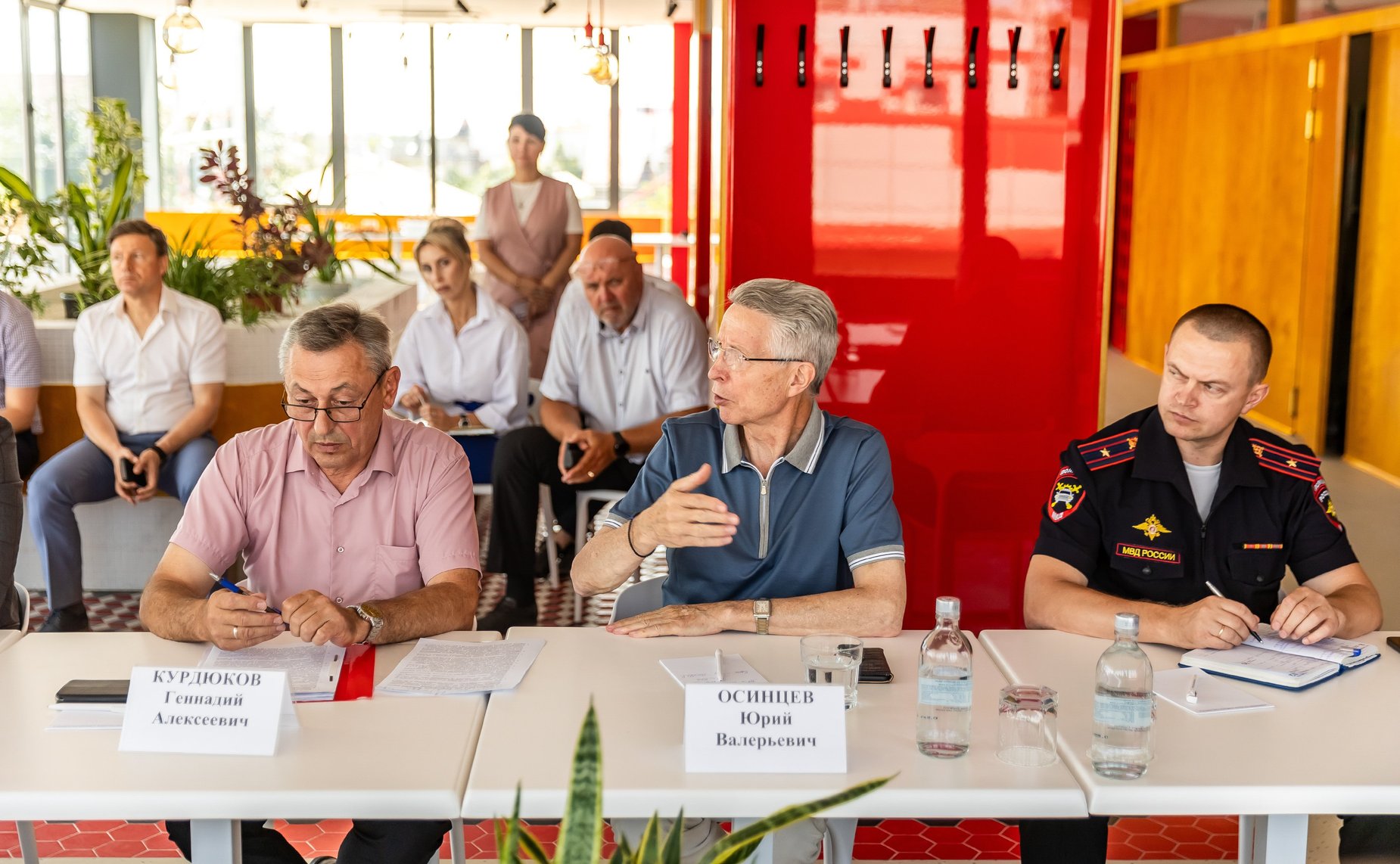 Первый заместитель Председателя СФ Андрей Яцкин в рамках рабочей поездки в Ростовскую область осмотрел объекты социальной и транспортной инфраструктуры и провел заседания рабочей группы по вопросам комплексного развития г. Таганрога