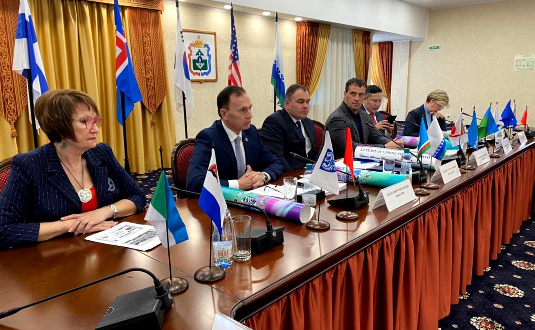 Эдуард Исаков принял участие в XIV генеральной ассамблее Международной организации северных регионов «Северный форум»