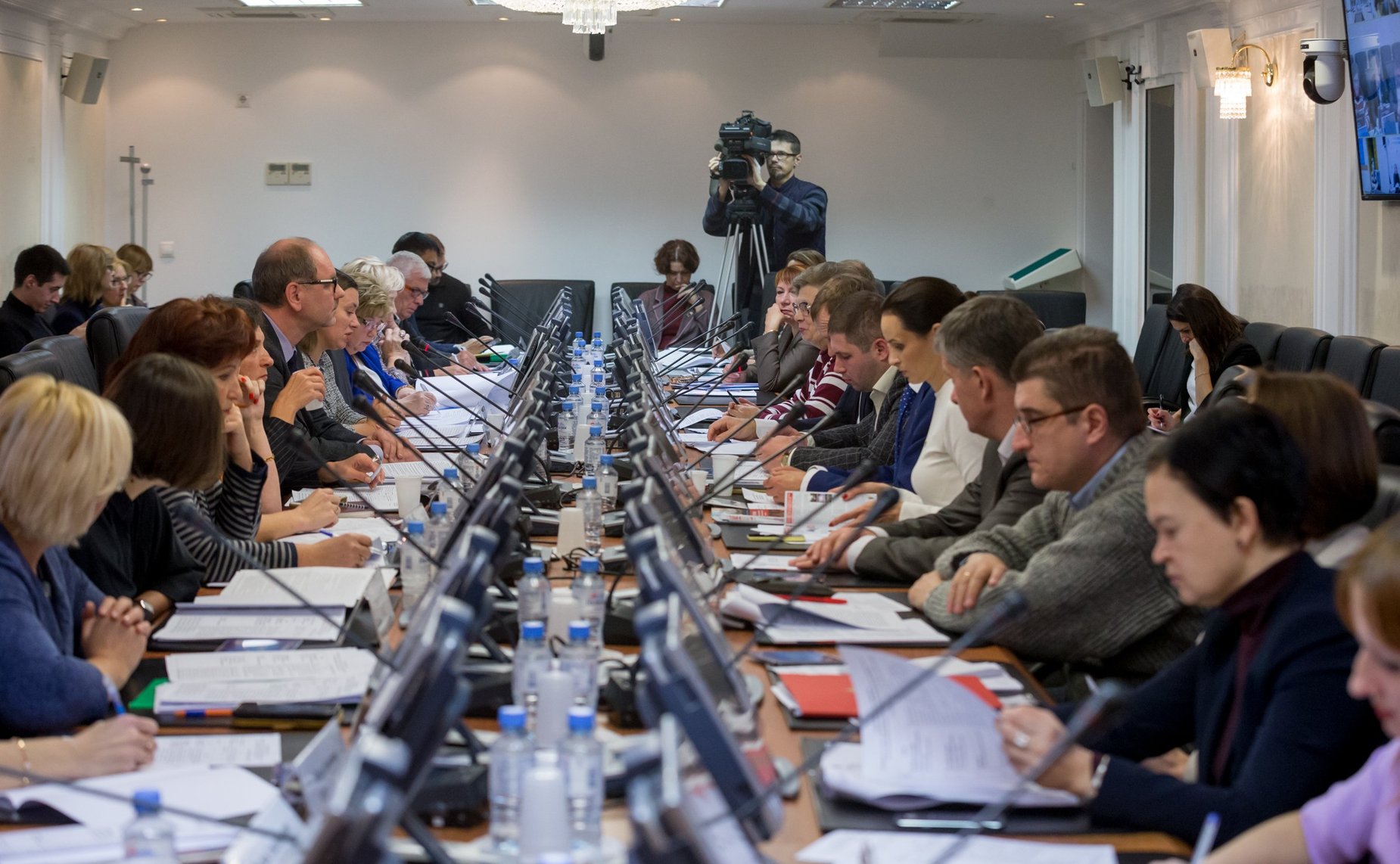 Совещание, посвященное вопросам правового регулирования роли учреждений образования в обучении и воспитании детей