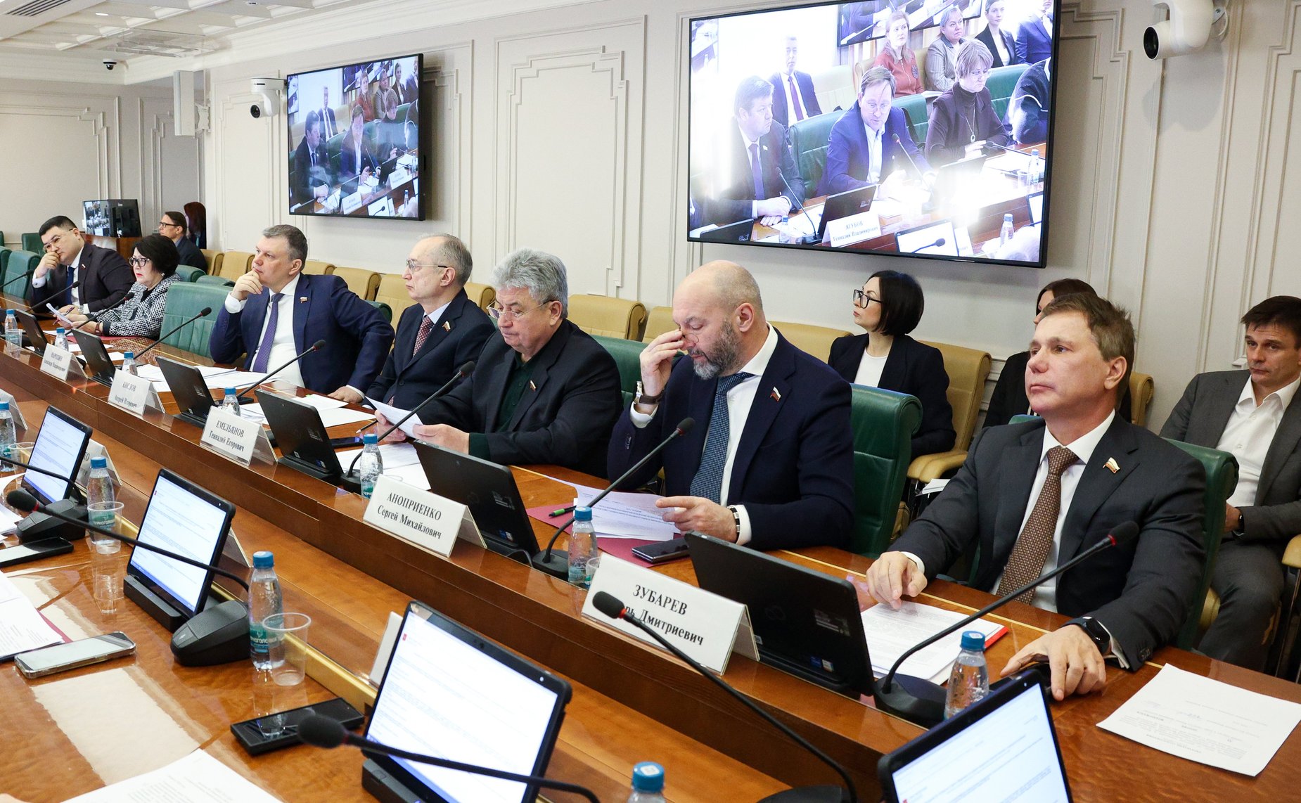 Заседание Комитета Совета Федерации по аграрно-продовольственной политике и природопользованию