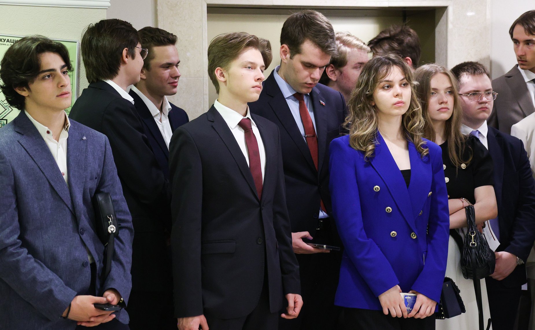 Открытие выставки «Новая реальность глазами юных строителей будущей России»