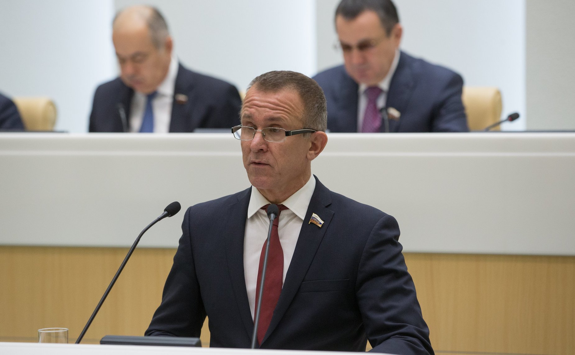 В. Кравченко