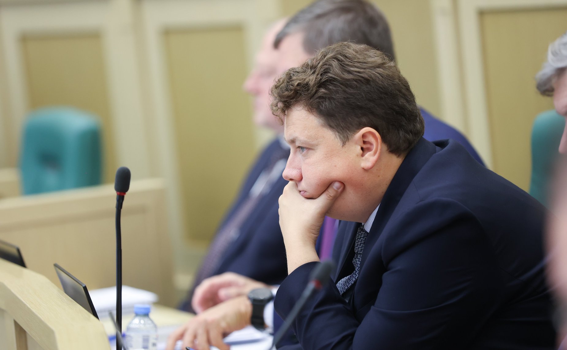 Парламентские слушания на тему «О параметрах проекта федерального бюджета на 2025 год и на плановый период 2026 и 2027 годов»